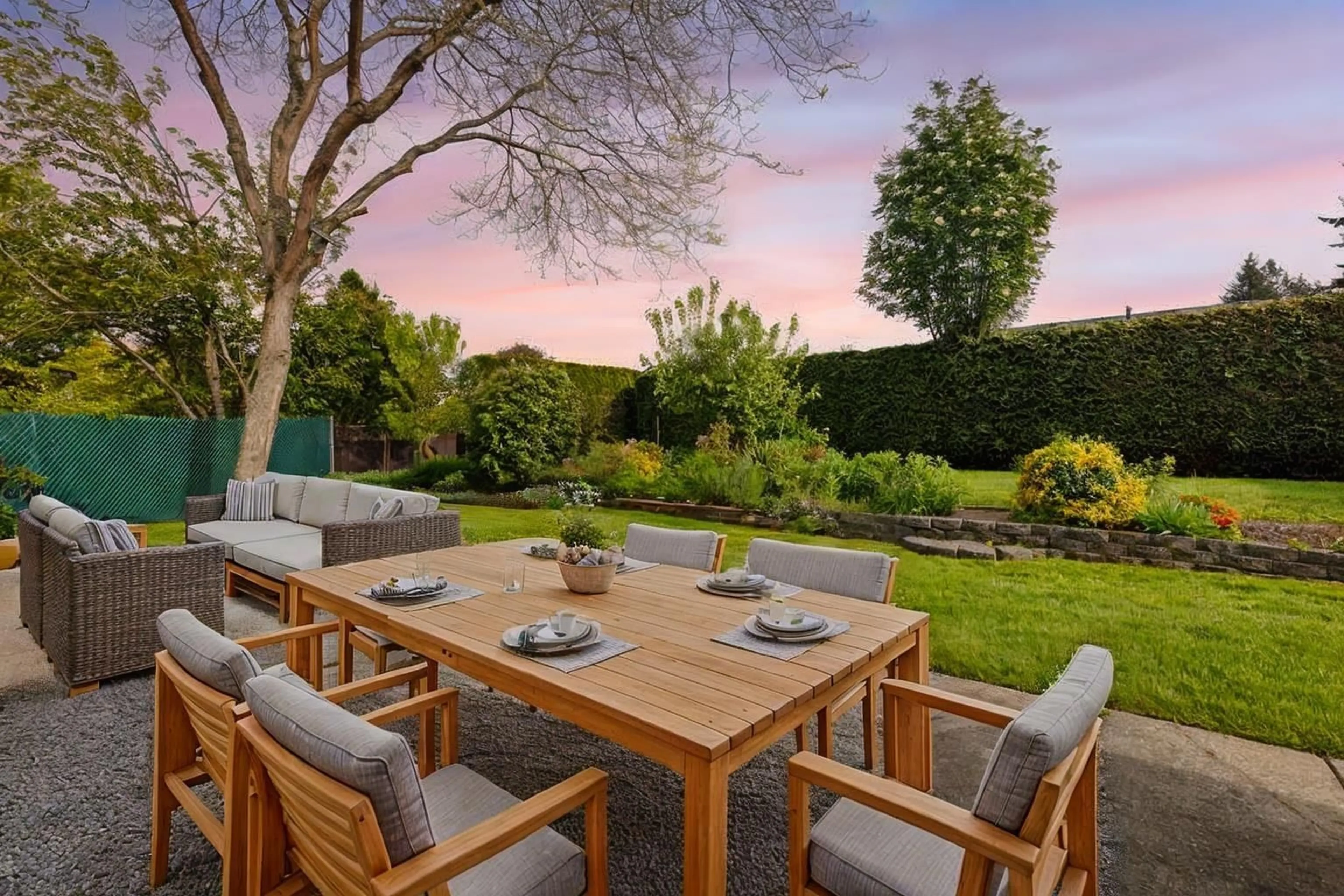 Patio, street for 16424 12, Surrey British Columbia V4A9H6