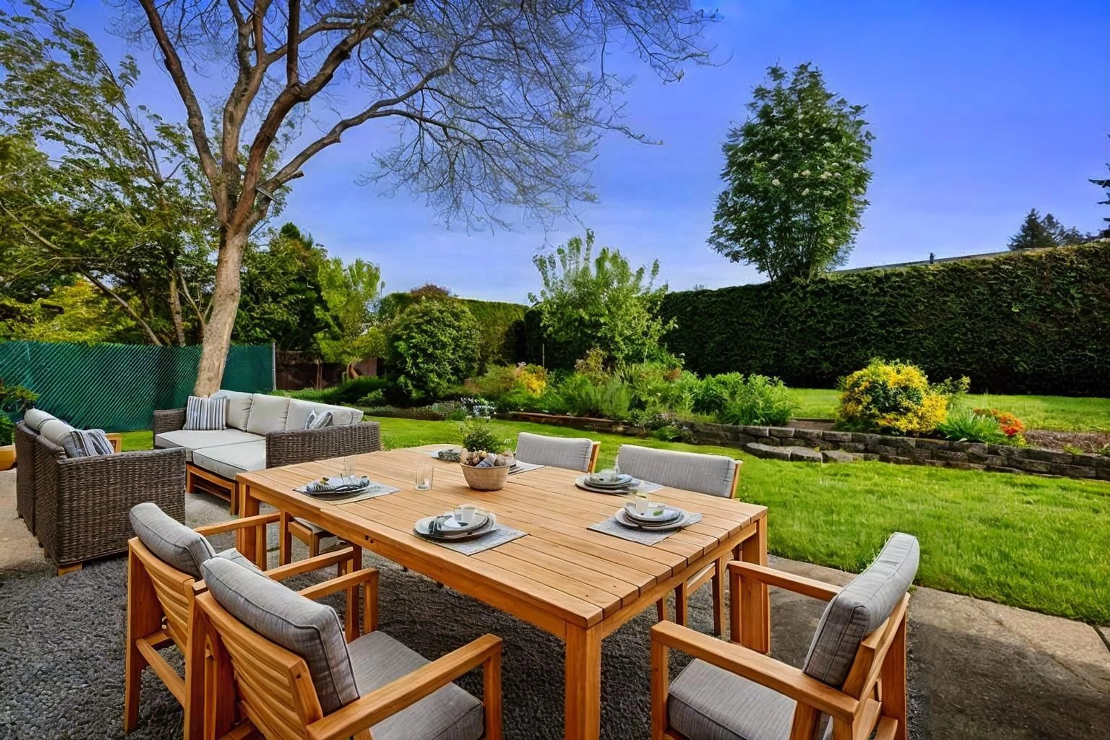 Patio, street for 16424 12, Surrey British Columbia V4A9H6