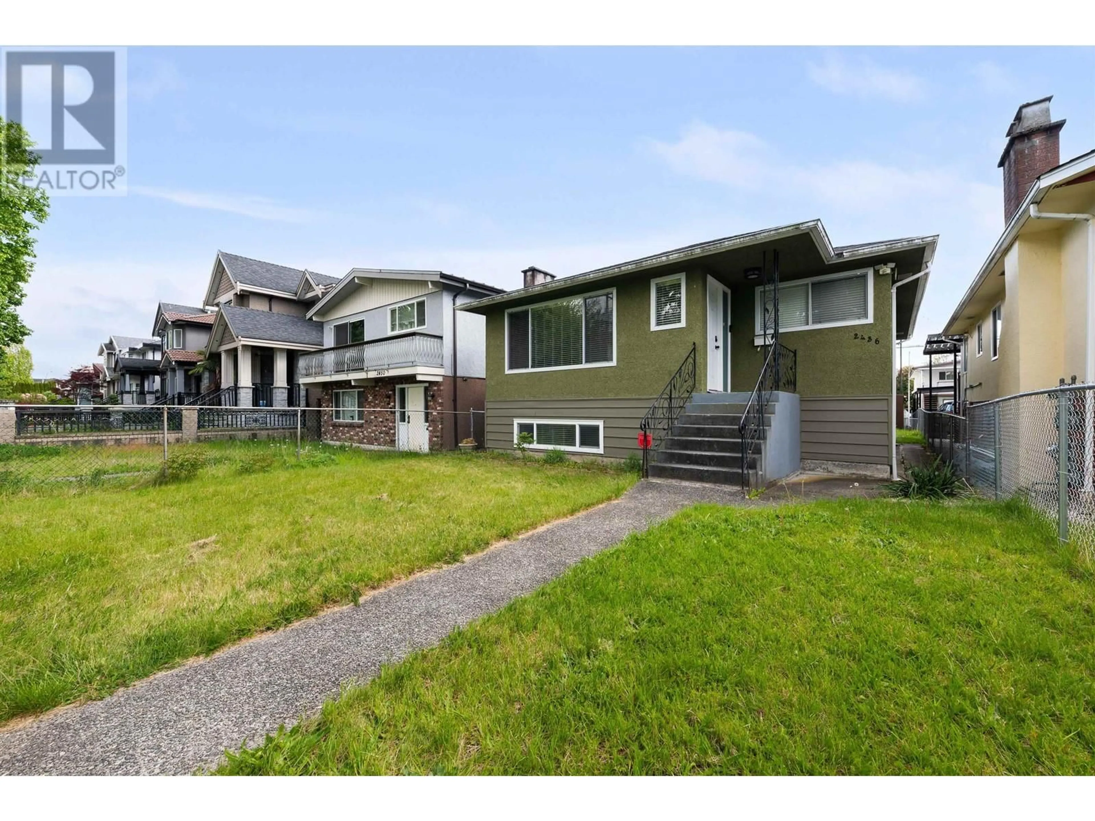 Unknown for 2436 45TH AVENUE, Vancouver British Columbia V5R3B5
