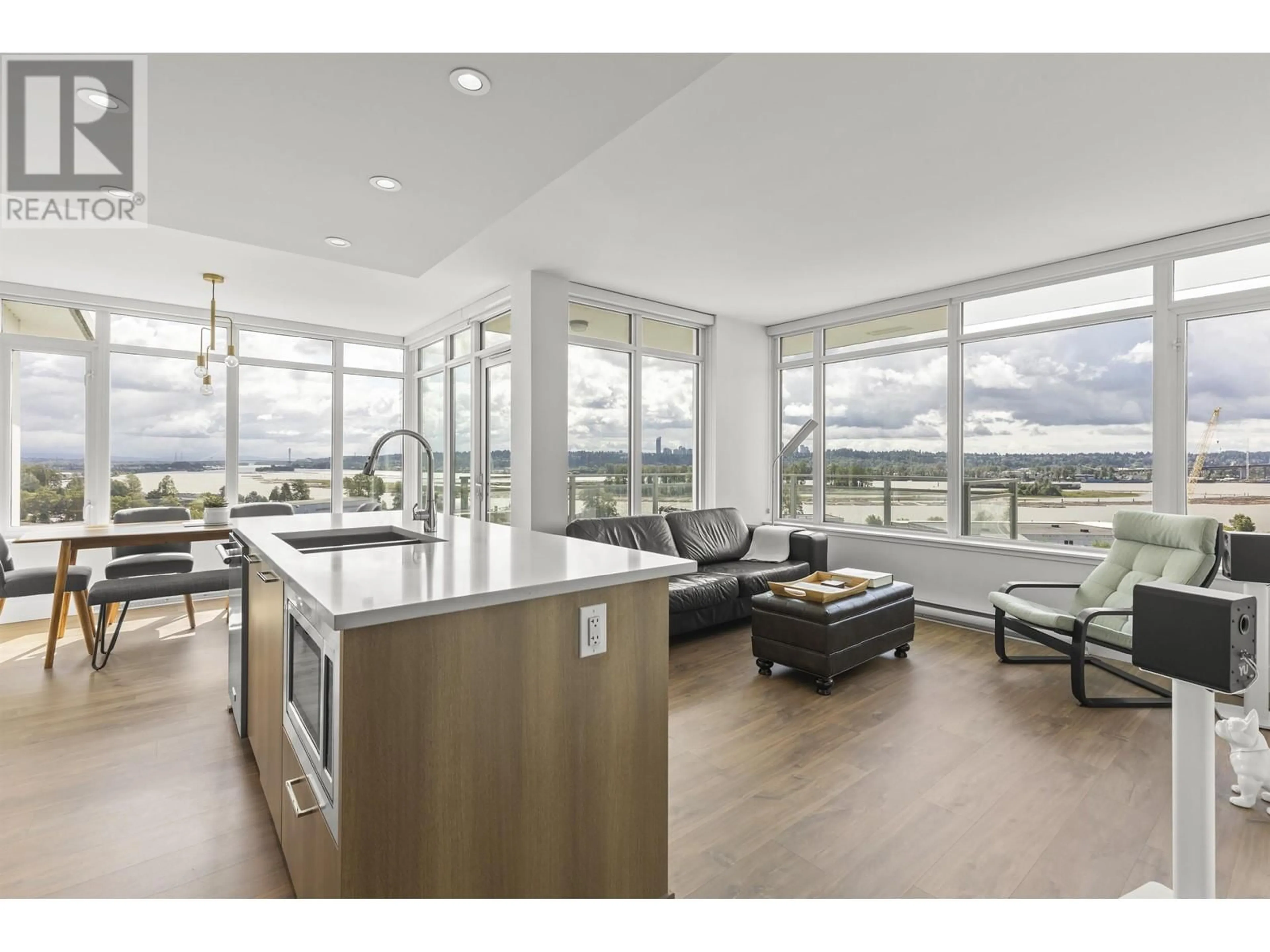 Open concept kitchen, unknown for 710 - 258 NELSON'S COURT, New Westminster British Columbia V3L0J9