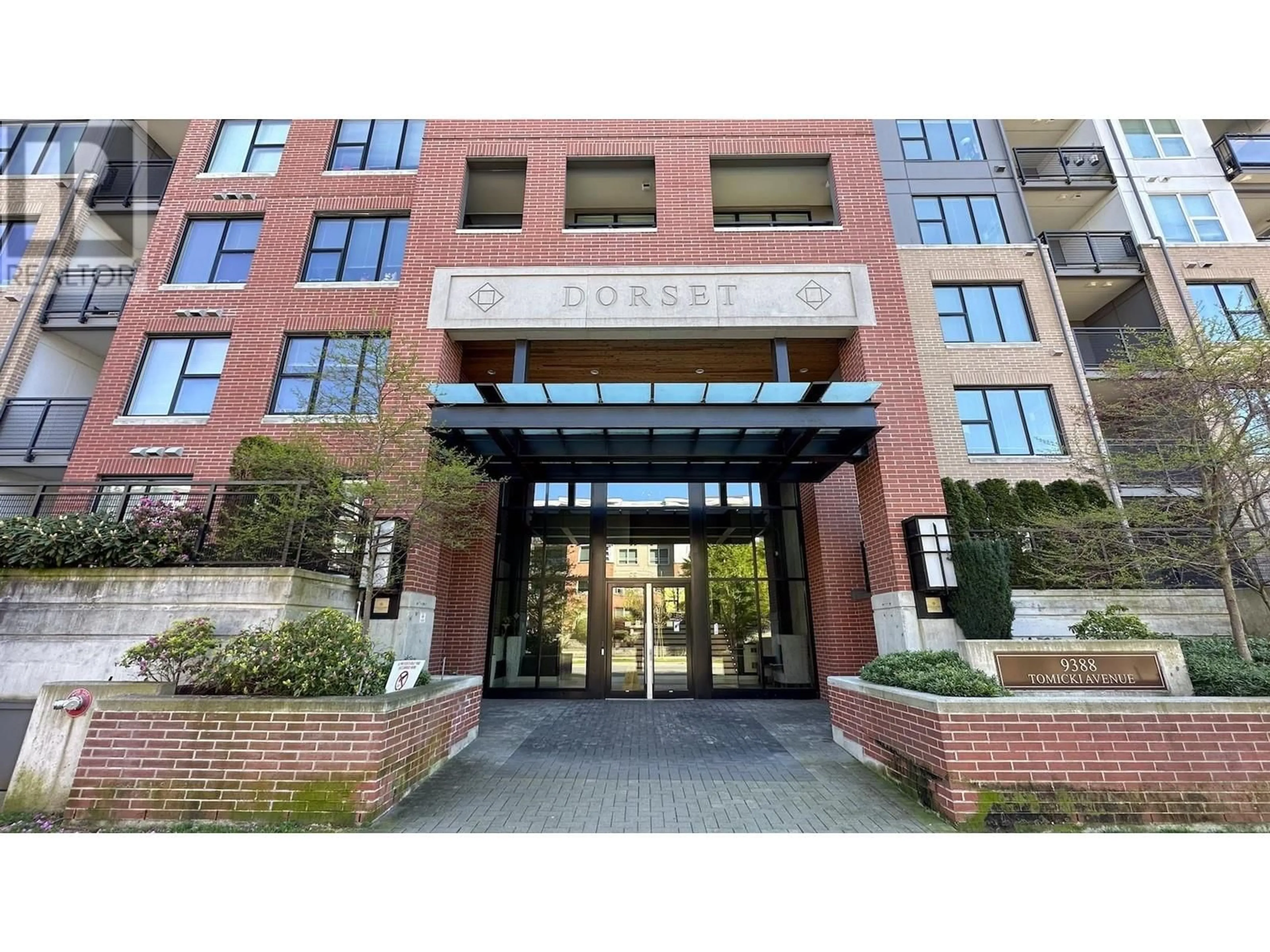 Indoor foyer for 313 - 9388 TOMICKI AVENUE, Richmond British Columbia V6X0P1