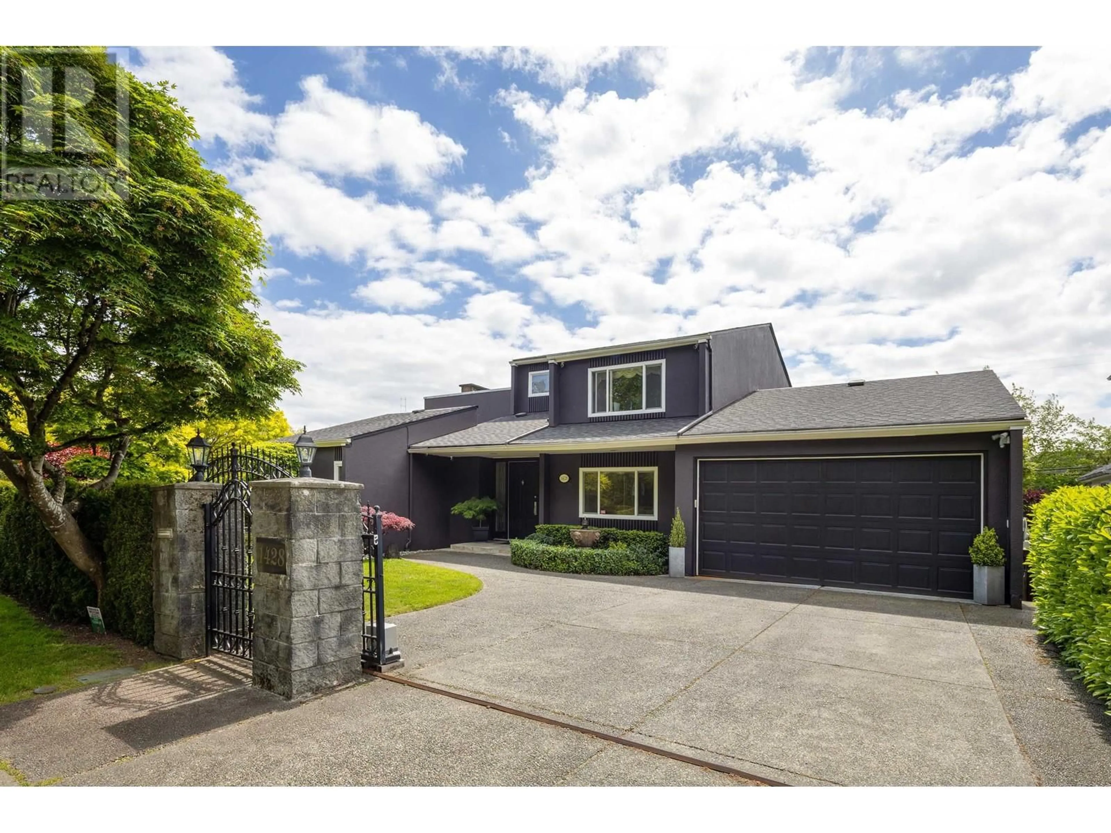 A pic from outside/outdoor area/front of a property/back of a property/a pic from drone, street for 1428 37TH AVENUE, Vancouver British Columbia V6M1M3