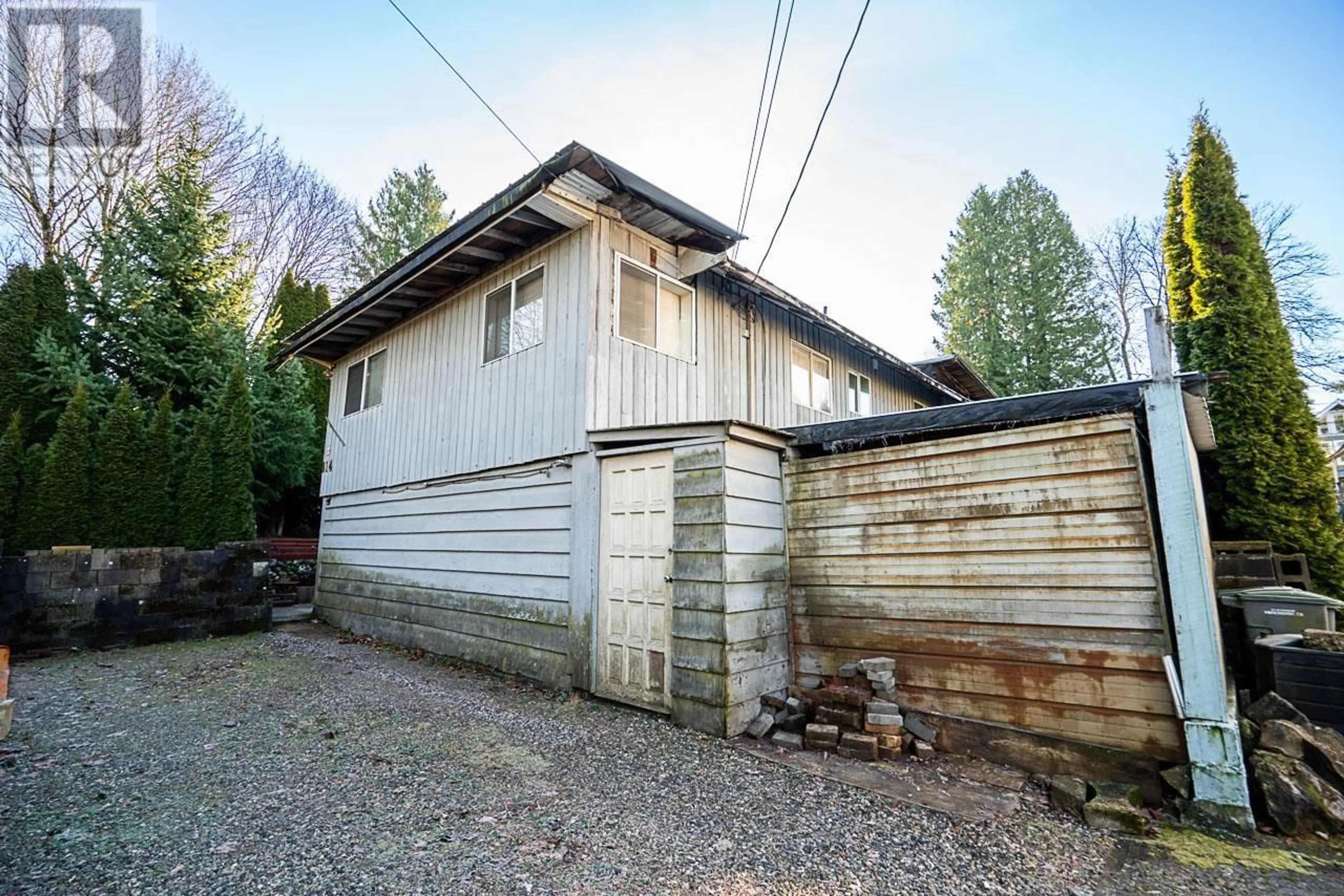 Shed for 814 23RD AVENUE, Vancouver British Columbia V5Z2A9