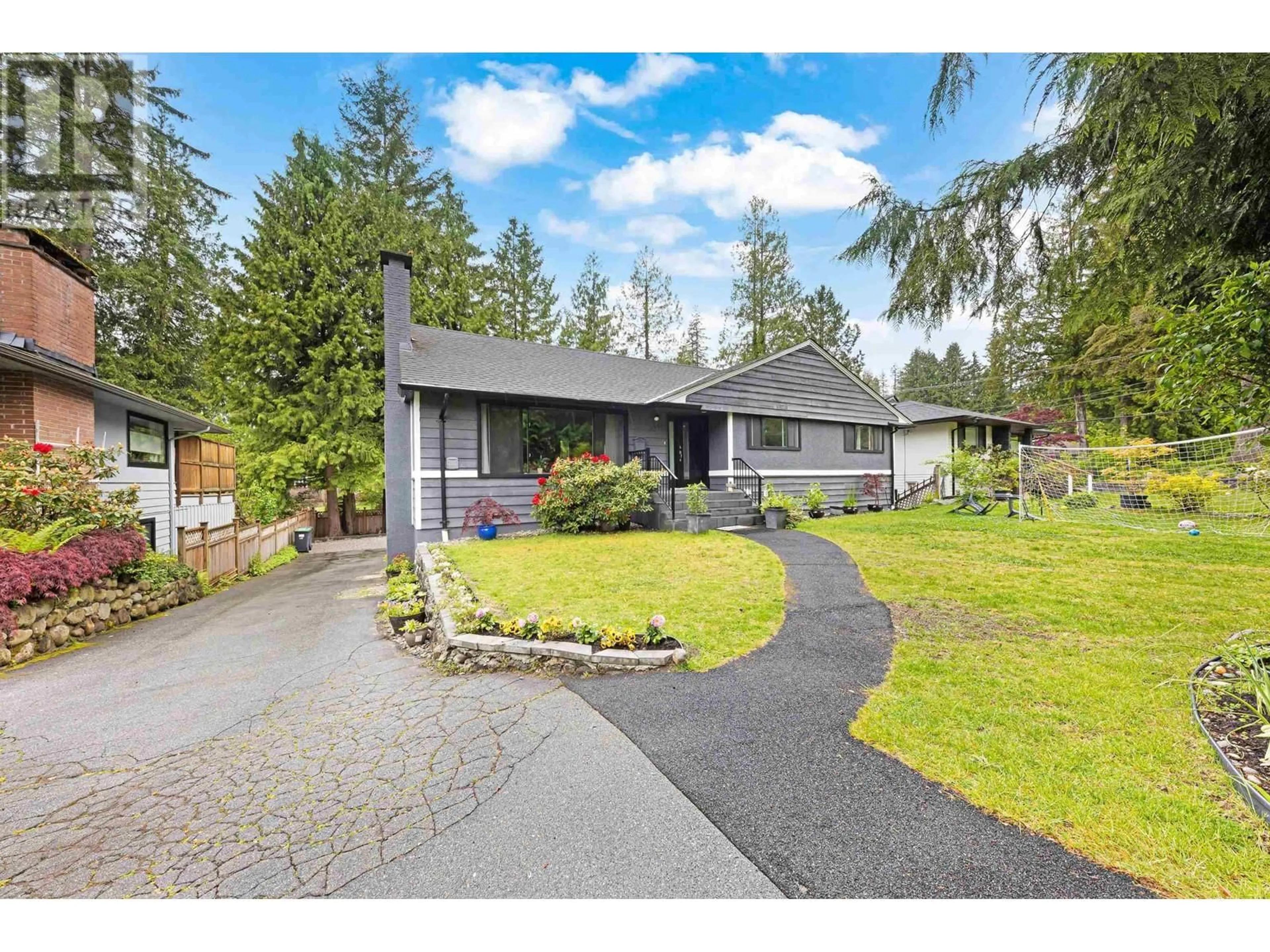 Unknown for 4477 PRIMROSE LANE, North Vancouver British Columbia V7R4H1