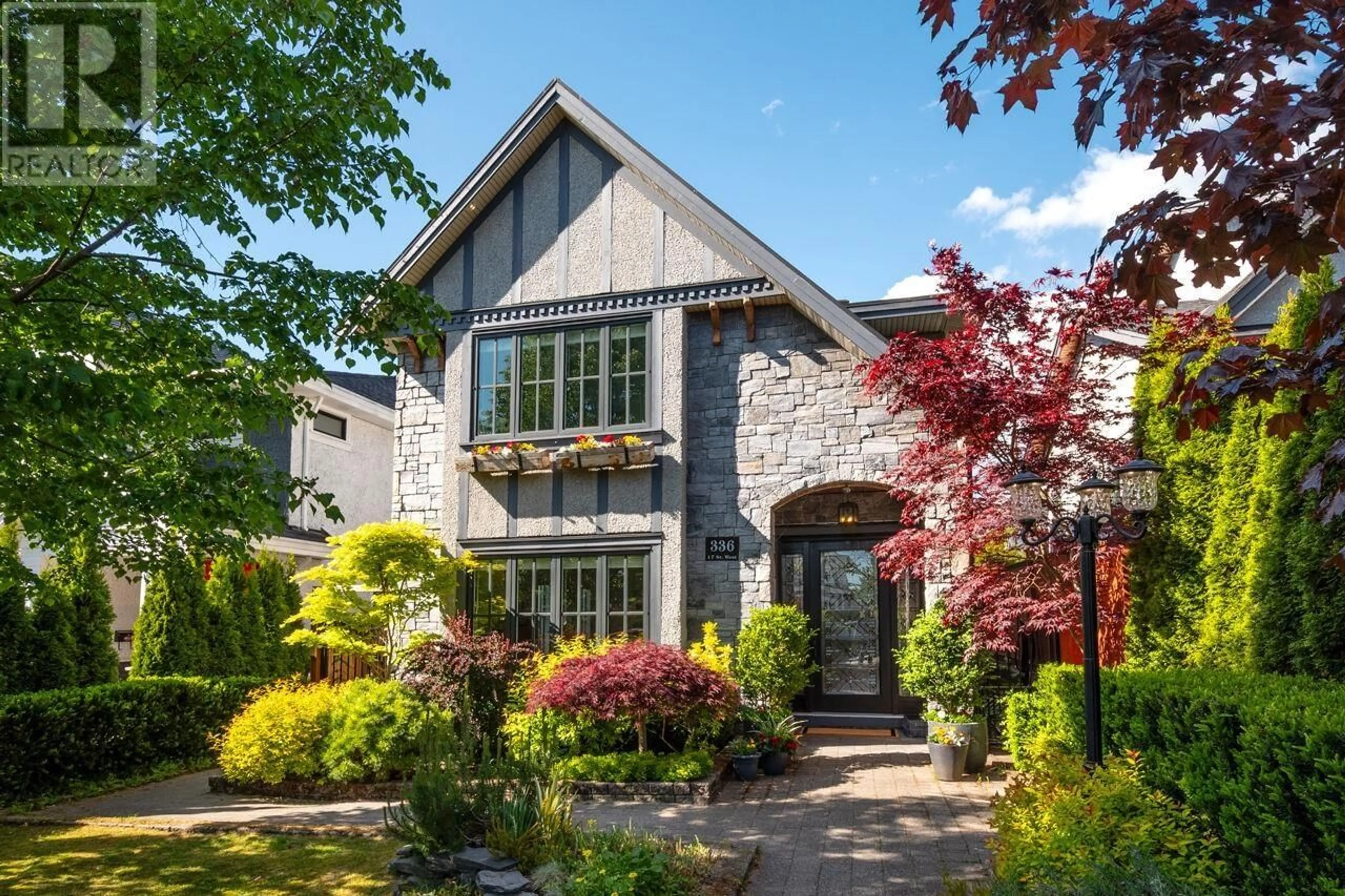 Home with brick exterior material, street for 336 17TH STREET, North Vancouver British Columbia V7M1V8
