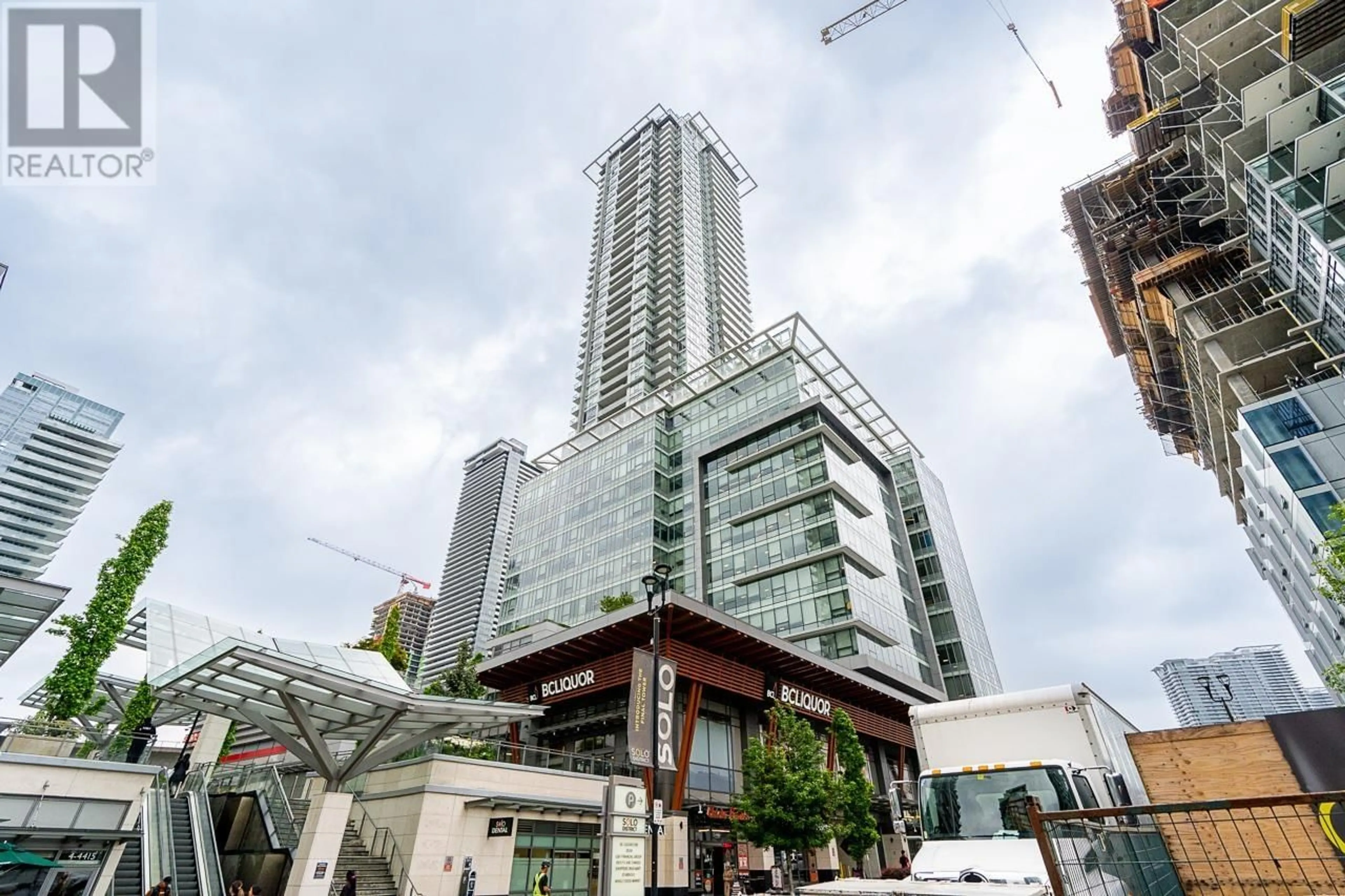 Unknown for 4207 - 4485 SKYLINE DRIVE, Burnaby British Columbia V5C0J2