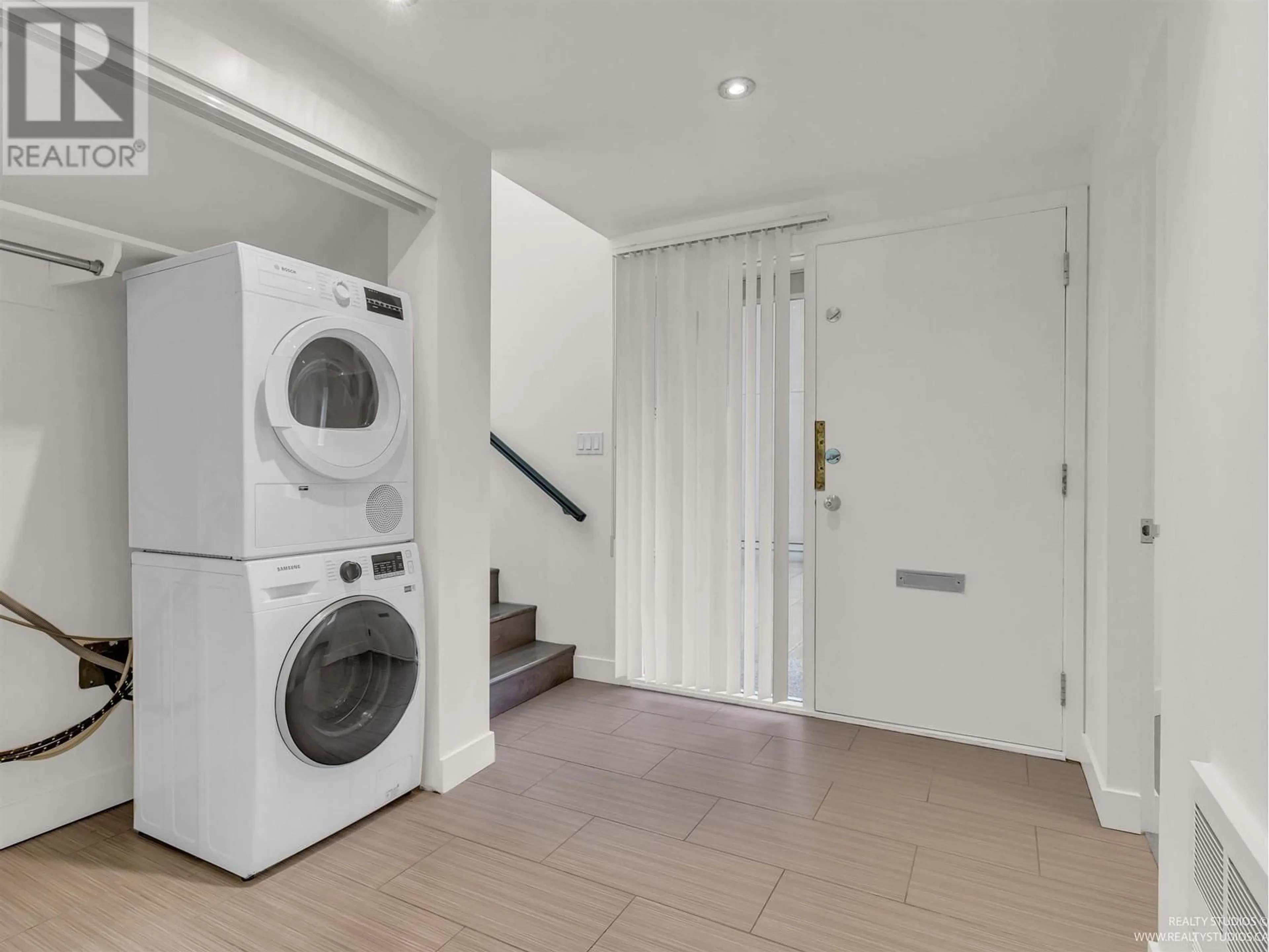 Laundry room for 3549 4TH AVENUE, Vancouver British Columbia V6R1N9