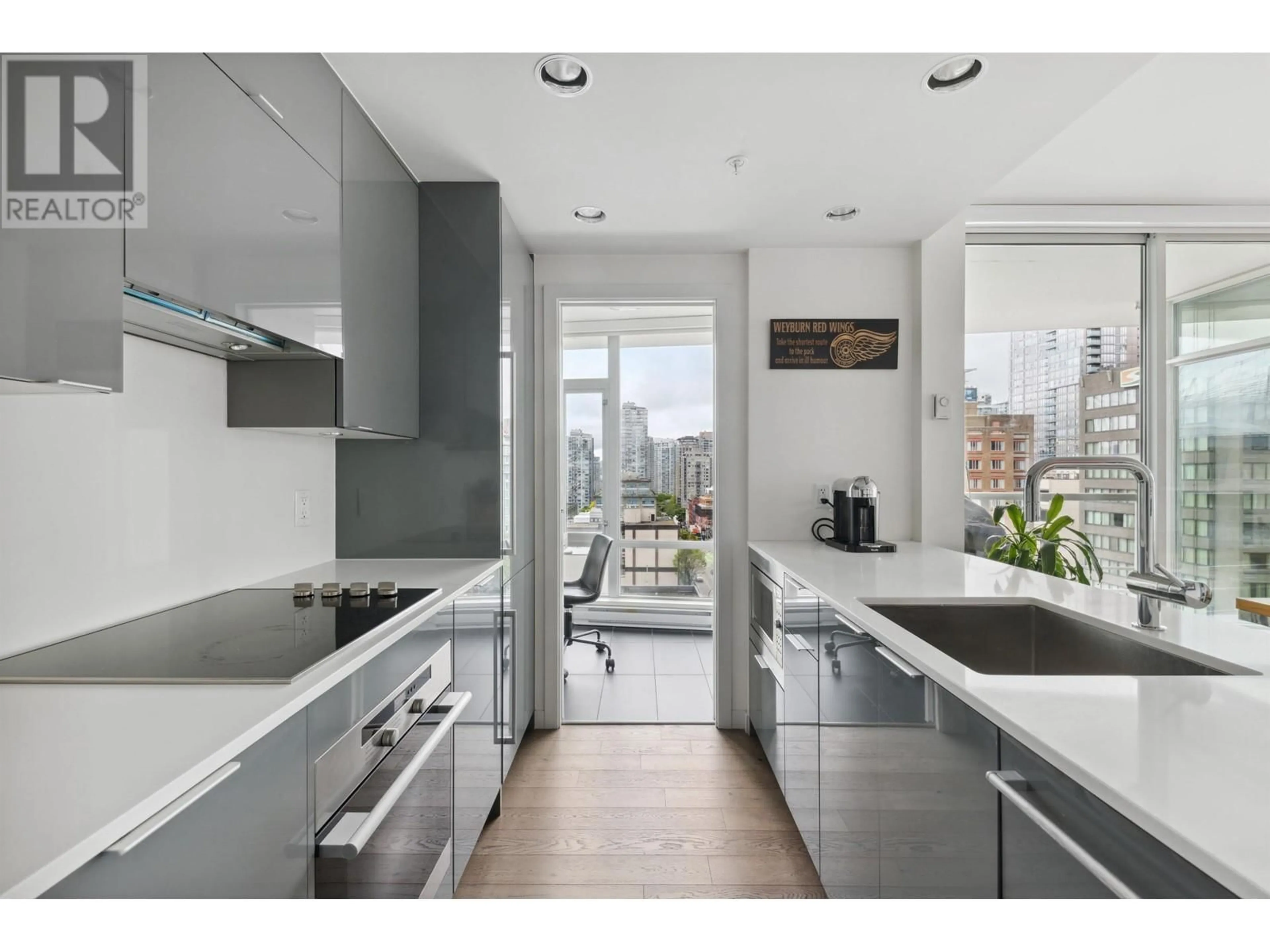 Unknown for 1207 - 161 GEORGIA STREET, Vancouver British Columbia V6B0K9