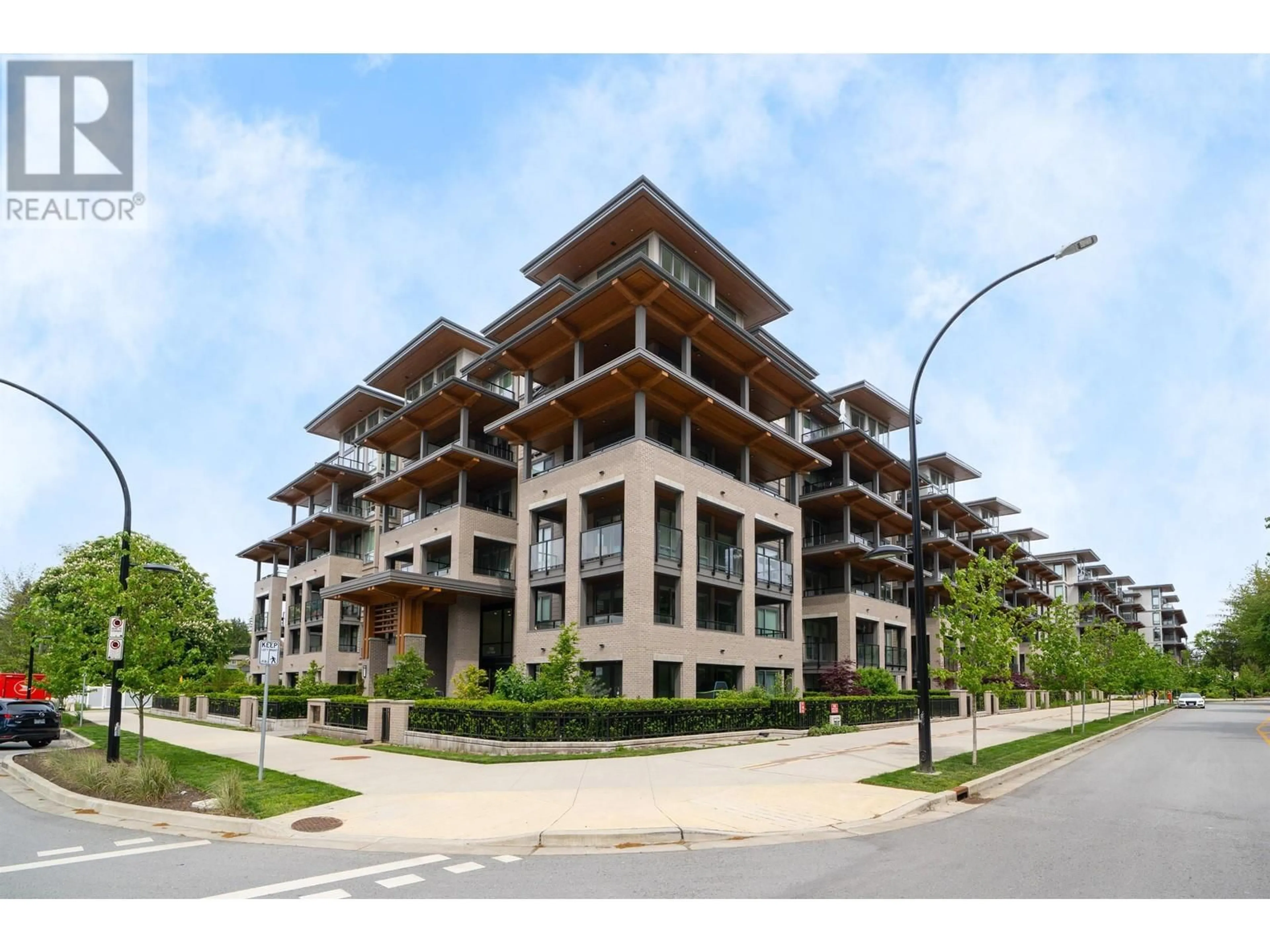 Blurry image for 409 - 7588 16TH STREET, Burnaby British Columbia V3N0H8
