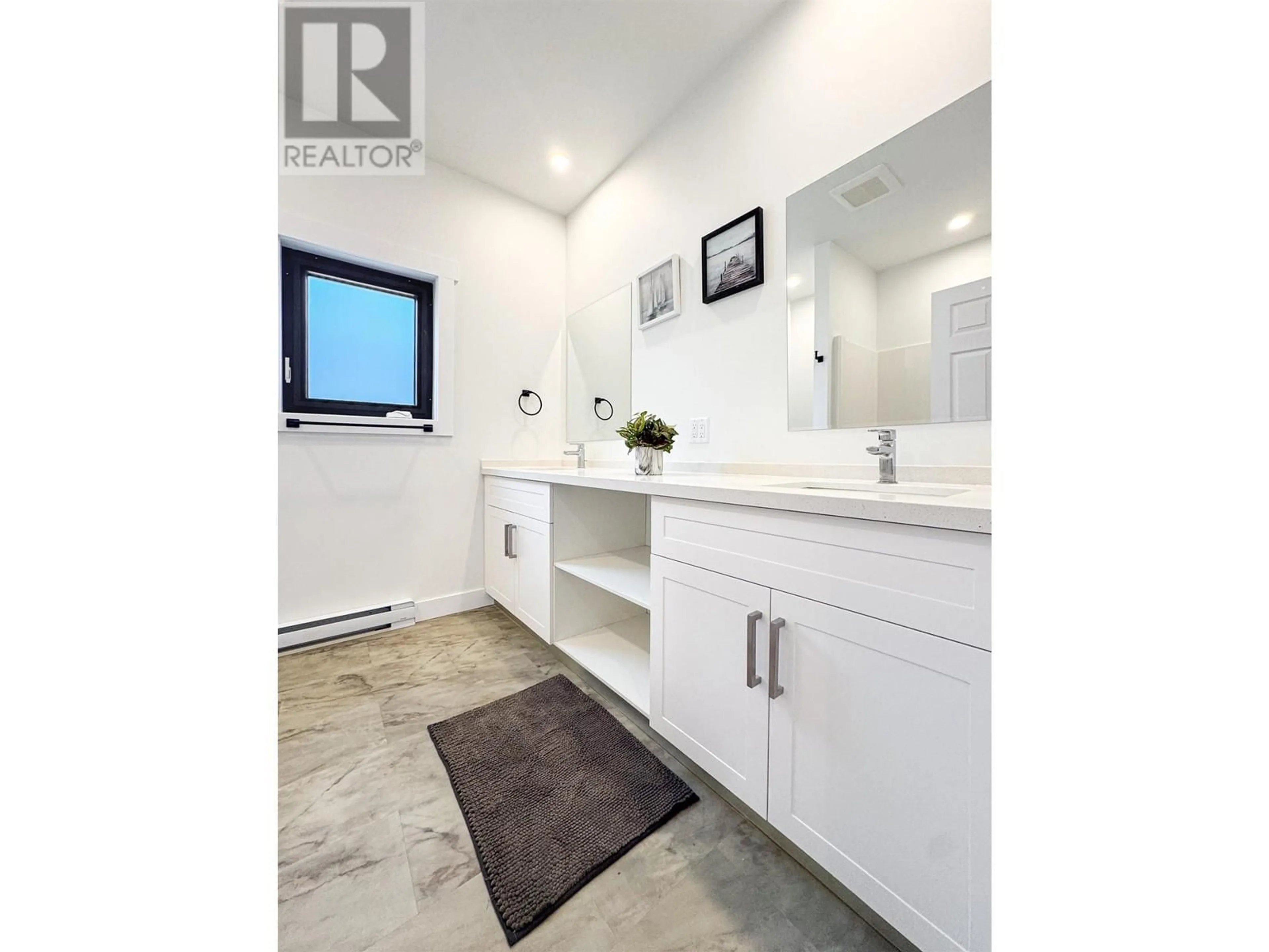 Contemporary bathroom, ceramic/tile floor for 4018 THOMAS STREET, Terrace British Columbia V8G0L3