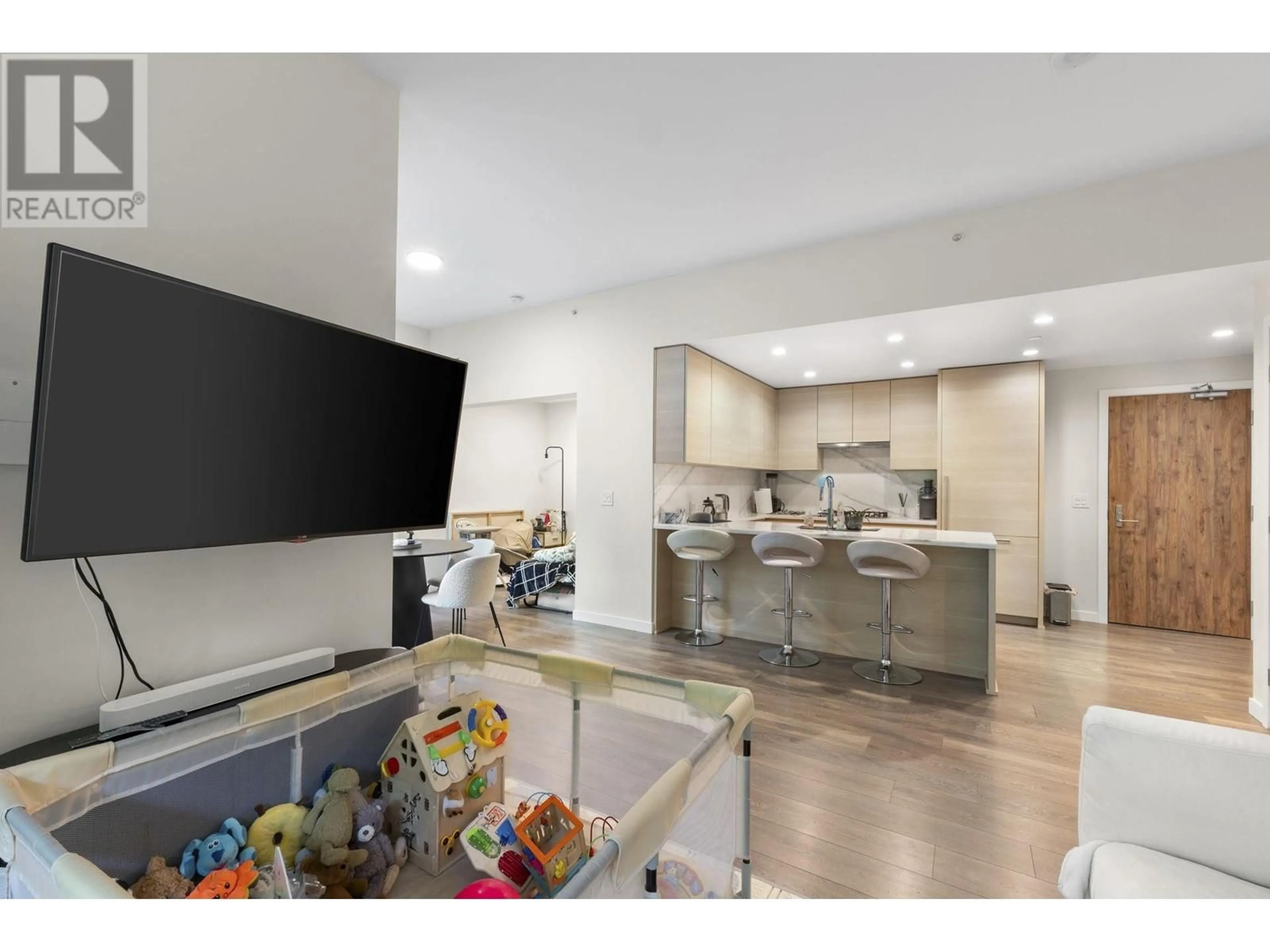 Open concept kitchen, unknown for 104 - 305 MORRISSEY ROAD, Port Moody British Columbia V3H0M3