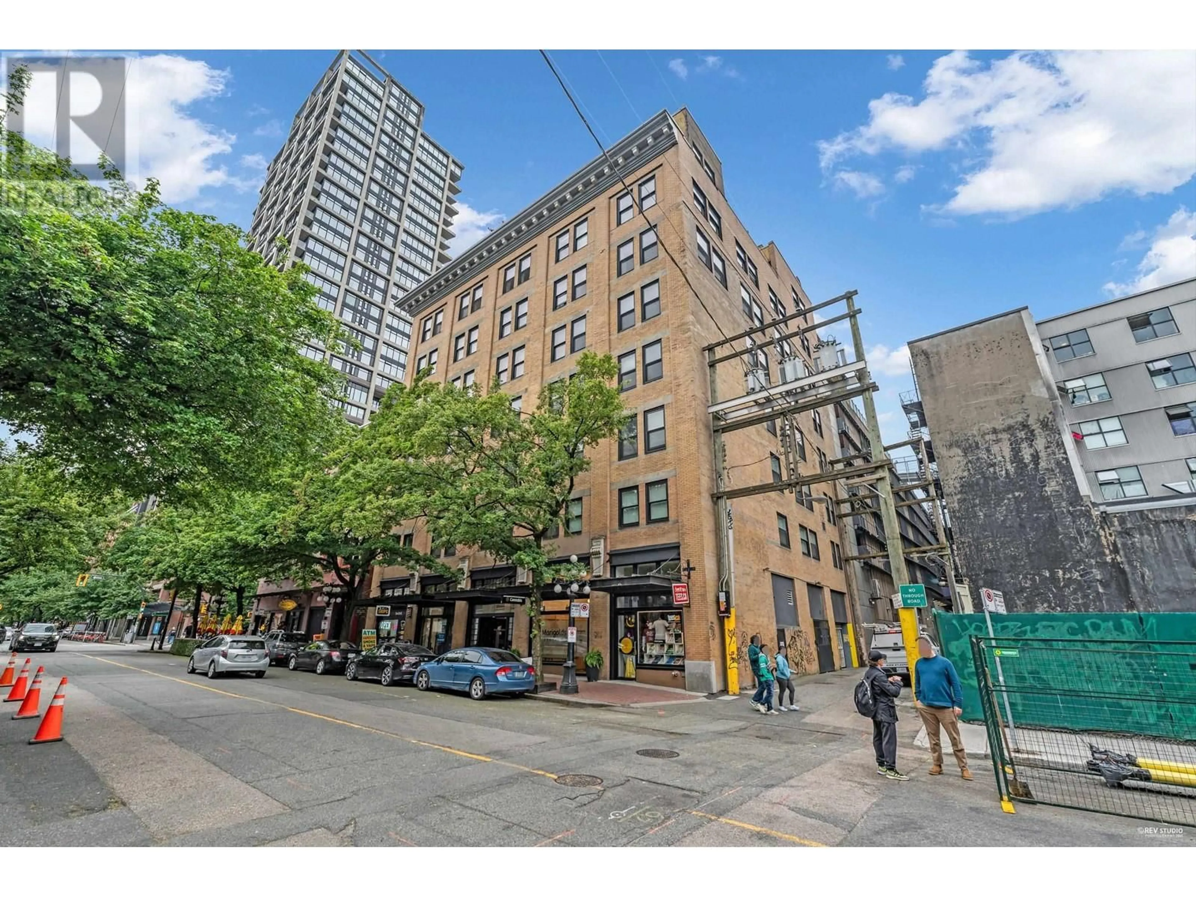 Patio, street for 301 - 233 ABBOTT STREET, Vancouver British Columbia V6B2K7