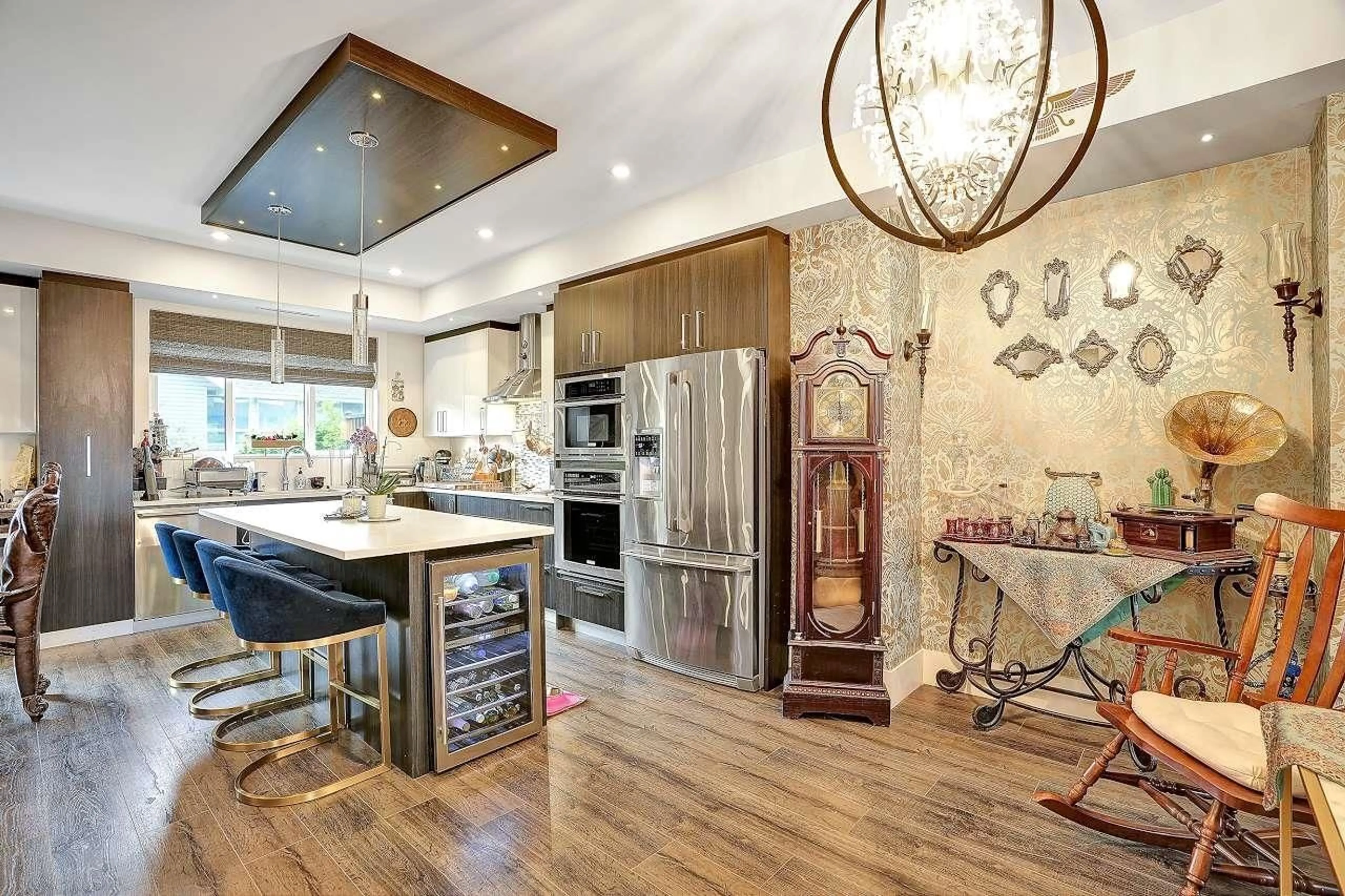 Rustic kitchen, unknown for 37 - 15177 60, Surrey British Columbia V3S7B3