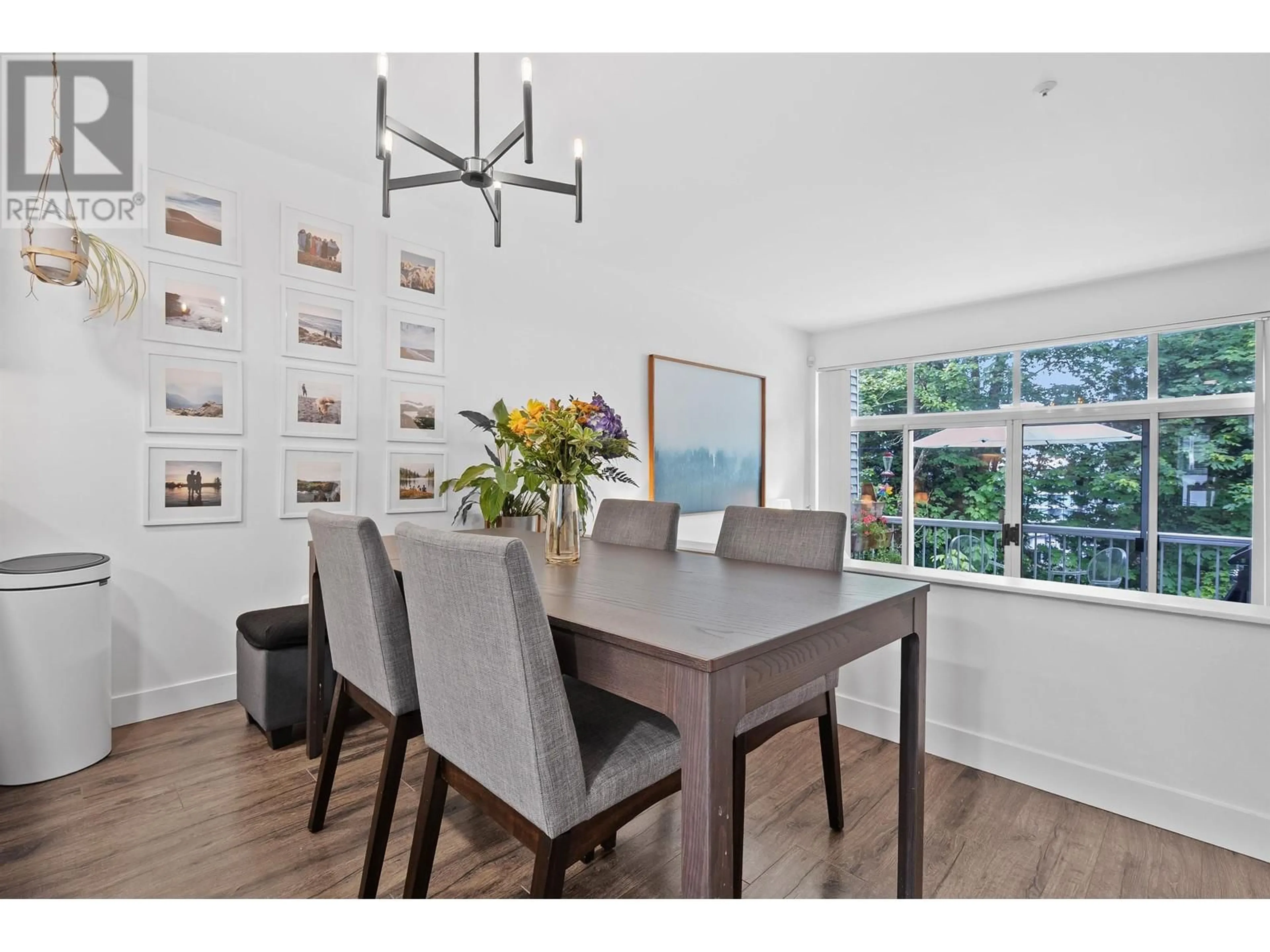 Dining room, wood/laminate floor for 3372 COBBLESTONE AVENUE, Vancouver British Columbia V5S4S4