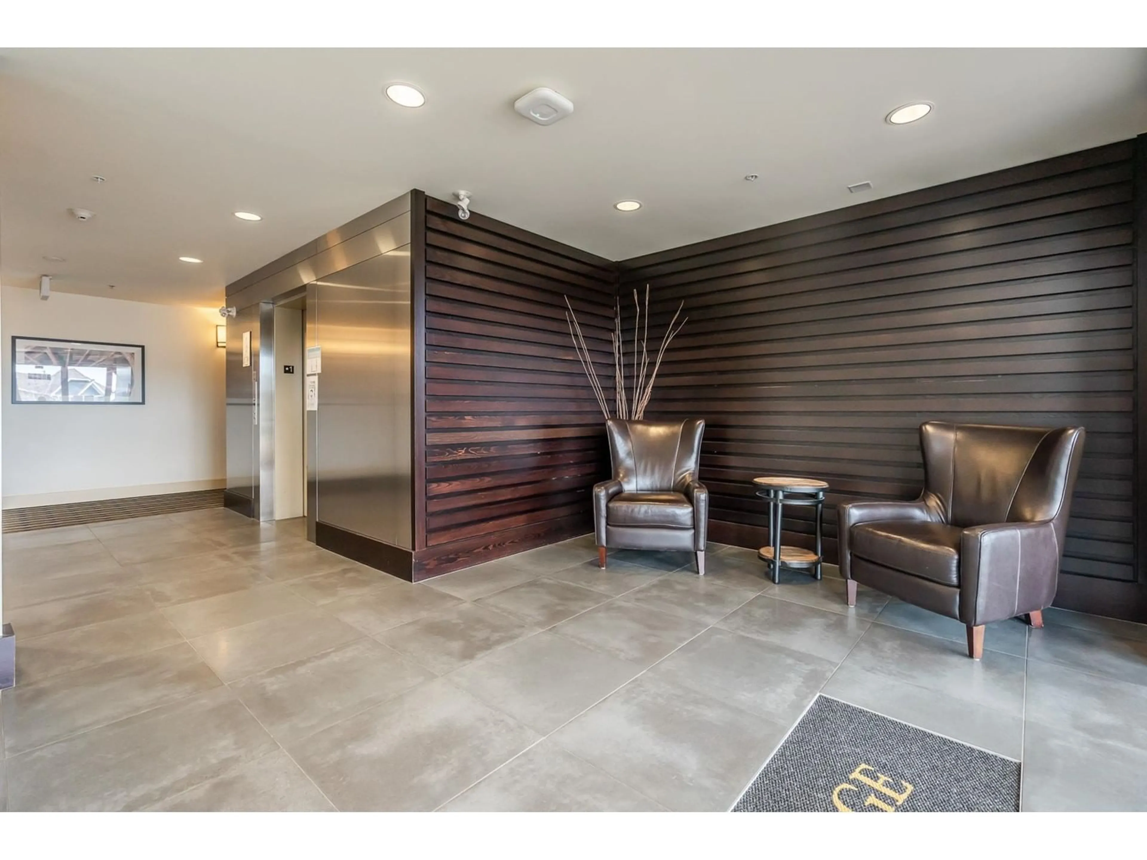 Indoor foyer for 209 - 16396 64, Surrey British Columbia V3S6X6
