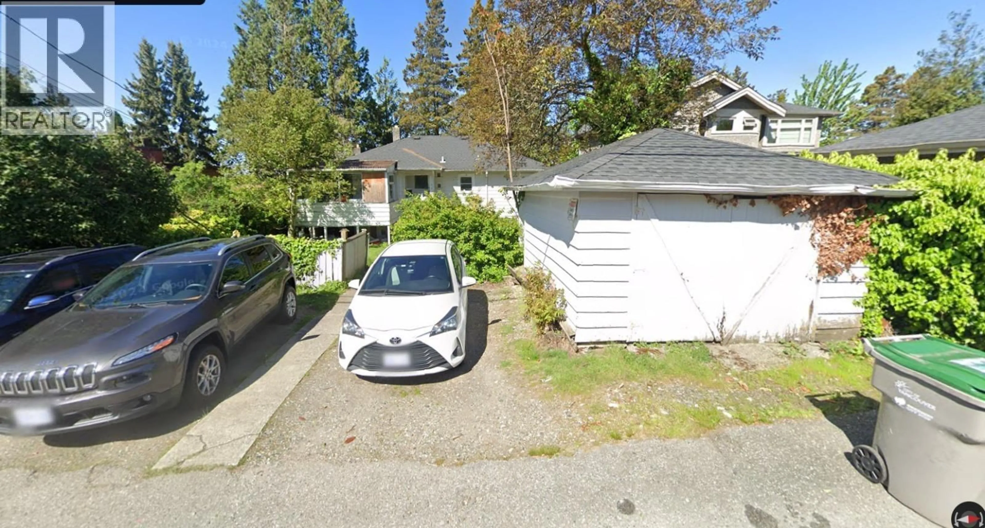 A pic from outside/outdoor area/front of a property/back of a property/a pic from drone, street for 7650 GRANVILLE STREET, Vancouver British Columbia V6P4Y7