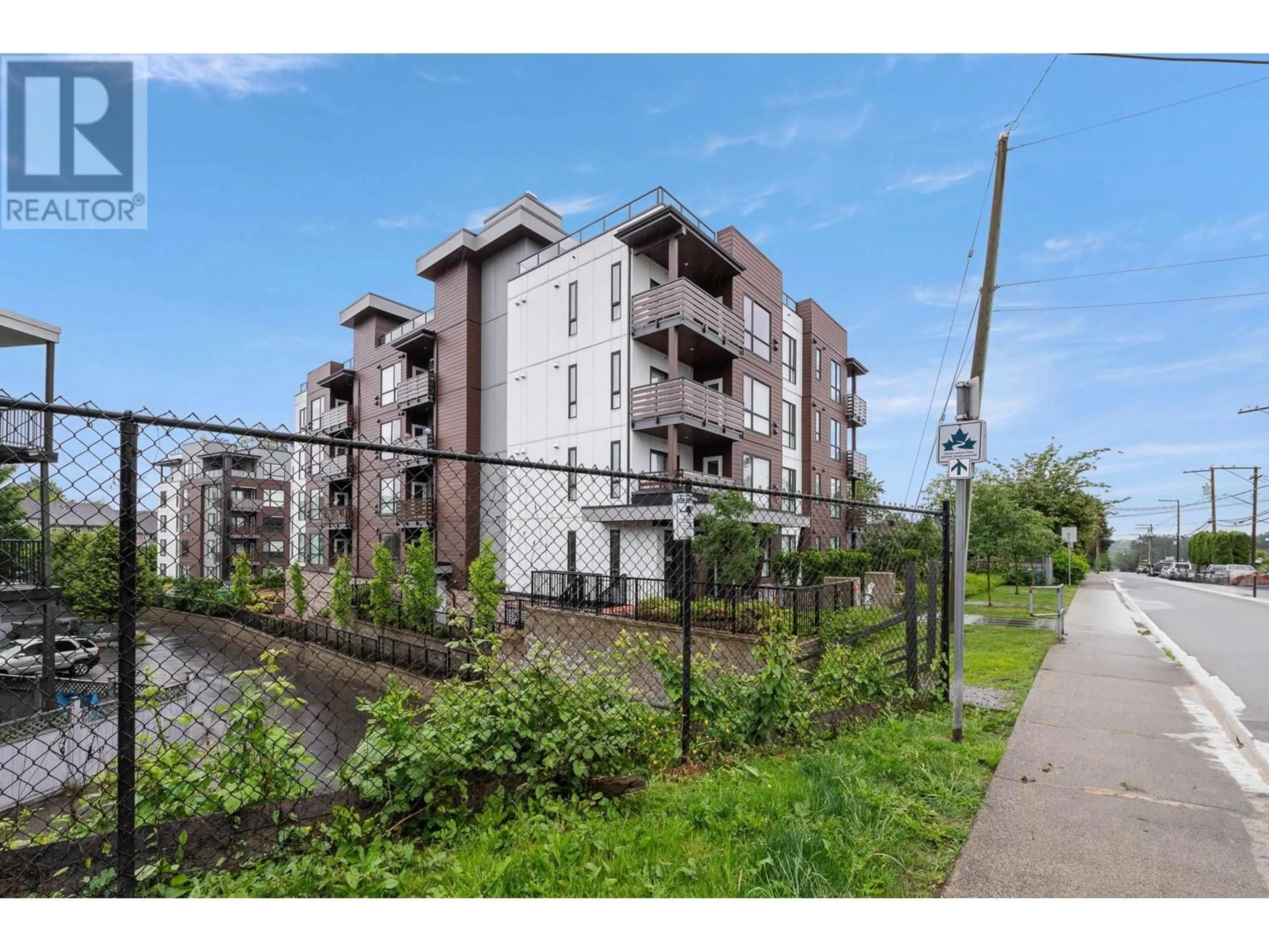 A pic from outside/outdoor area/front of a property/back of a property/a pic from drone, unknown for 101 - 11718 224 STREET, Maple Ridge British Columbia V2X6A2