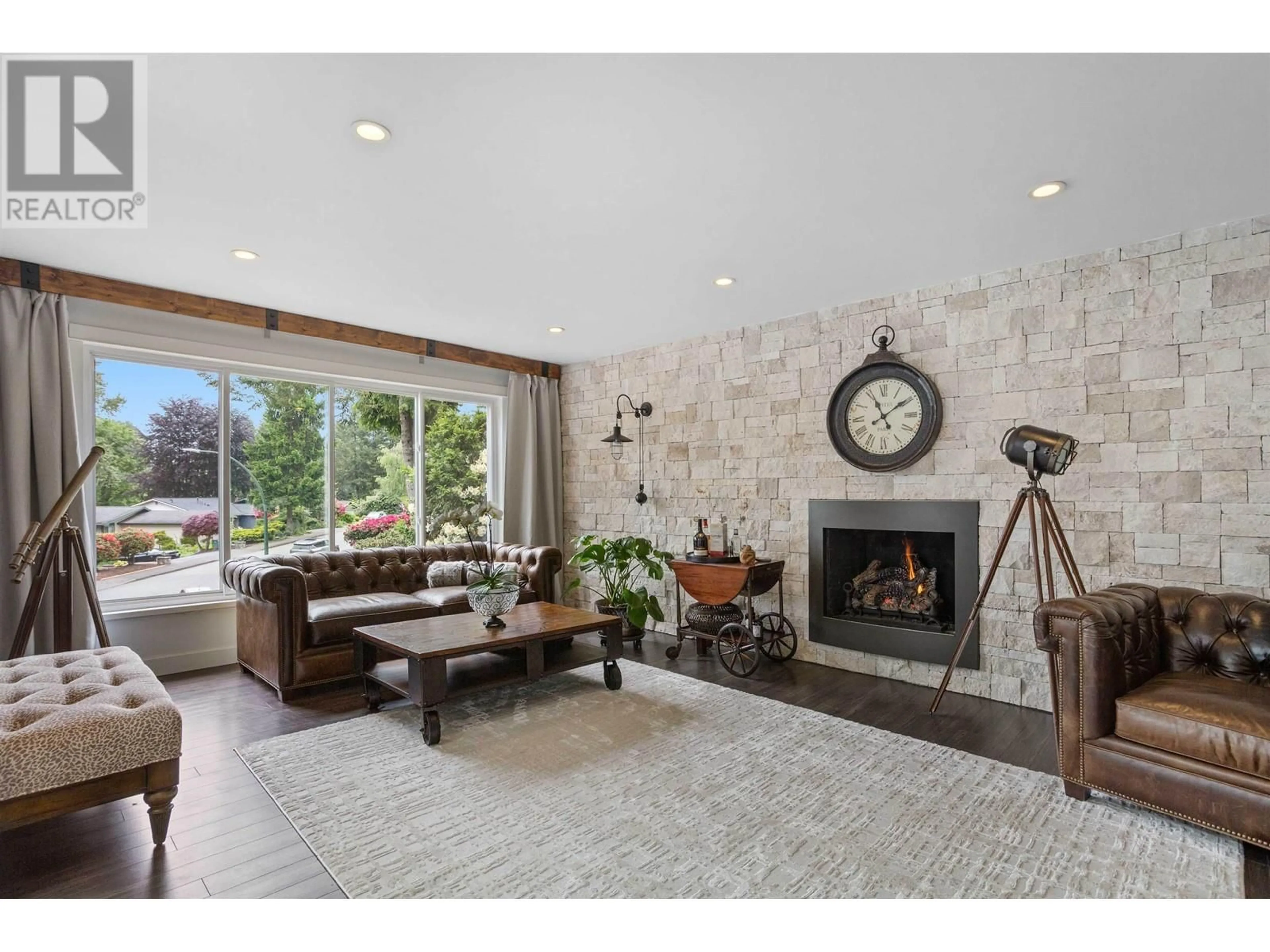 Living room with furniture, ceramic/tile floor for 2606 HAWSER AVENUE, Coquitlam British Columbia V3C4E1