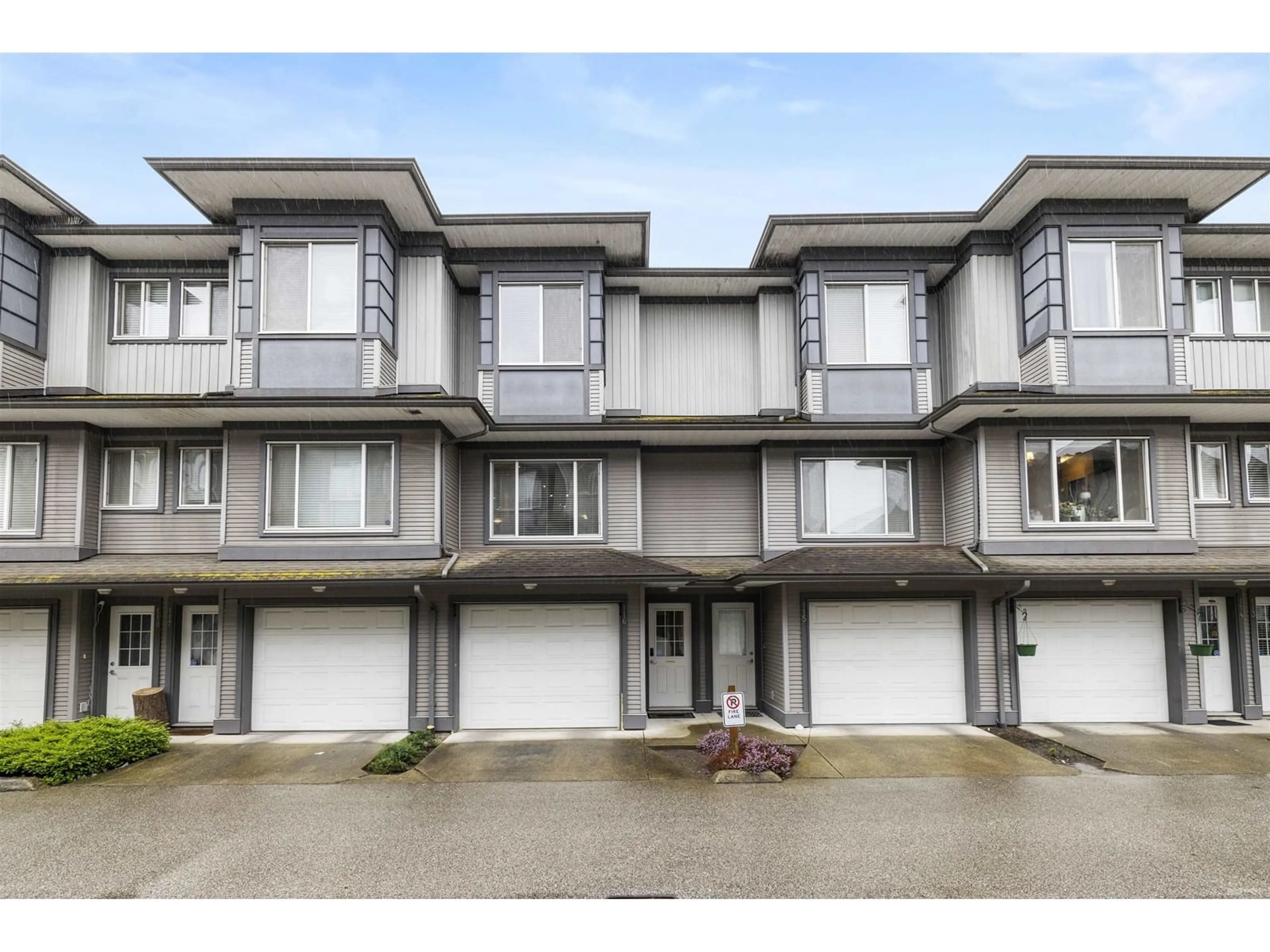 Unknown for 116 - 18701 66, Surrey British Columbia V3S4P3