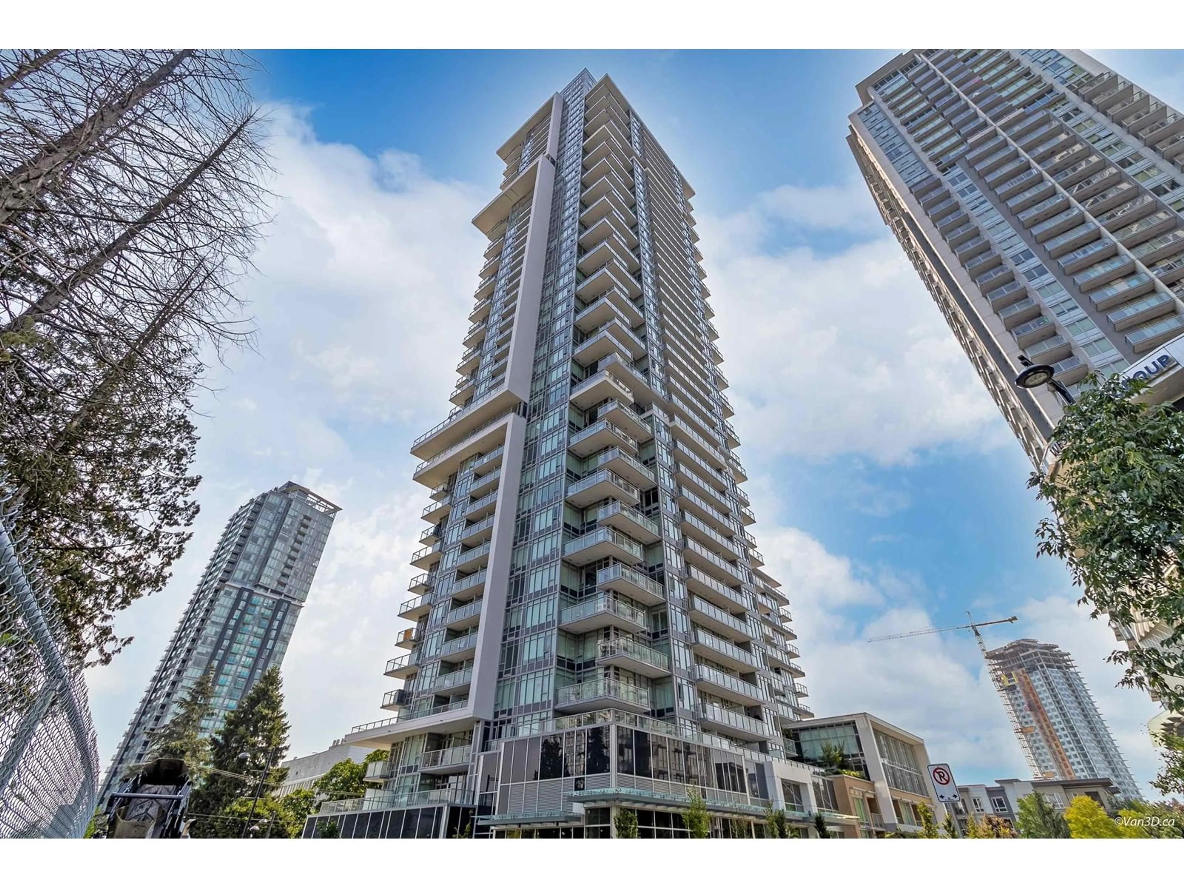 A pic from outside/outdoor area/front of a property/back of a property/a pic from drone, unknown for 2911 - 13350 CENTRAL, Surrey British Columbia V3T0S1