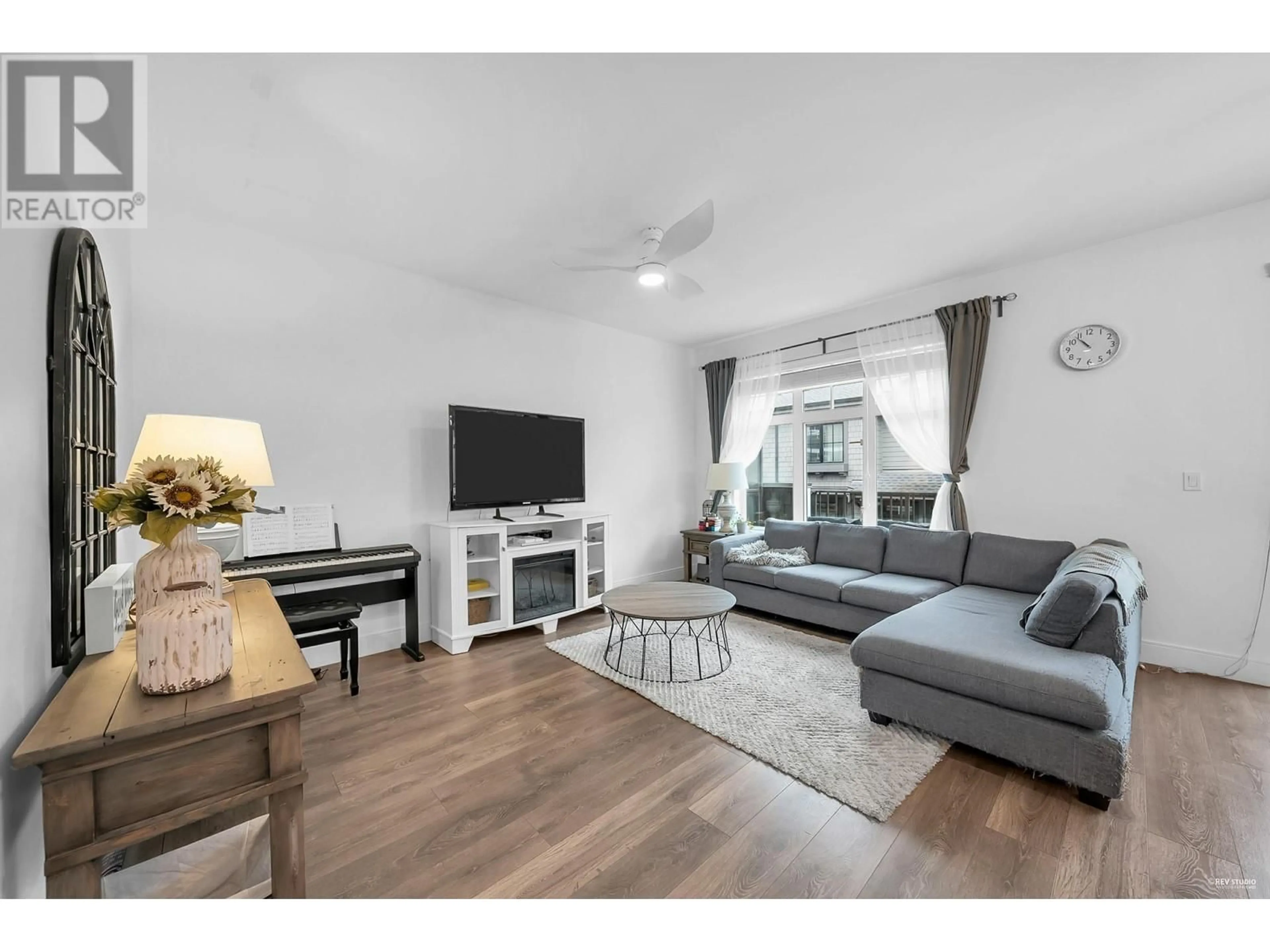 Living room with furniture, wood/laminate floor for 176 - 1290 MITCHELL STREET, Coquitlam British Columbia V3N0N9