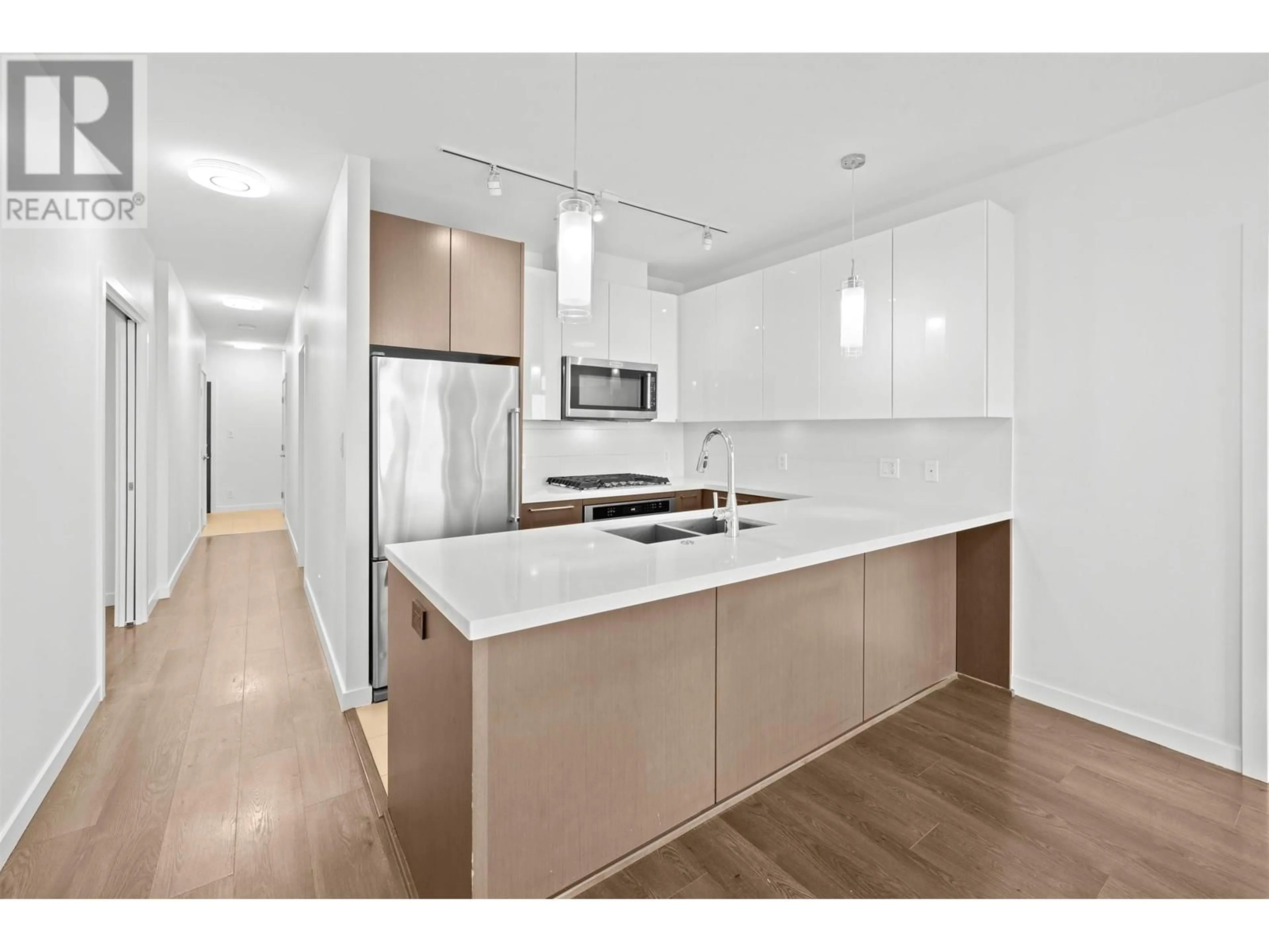 Open concept kitchen, unknown for 903 - 271 FRANCIS WAY, New Westminster British Columbia V3L0H2