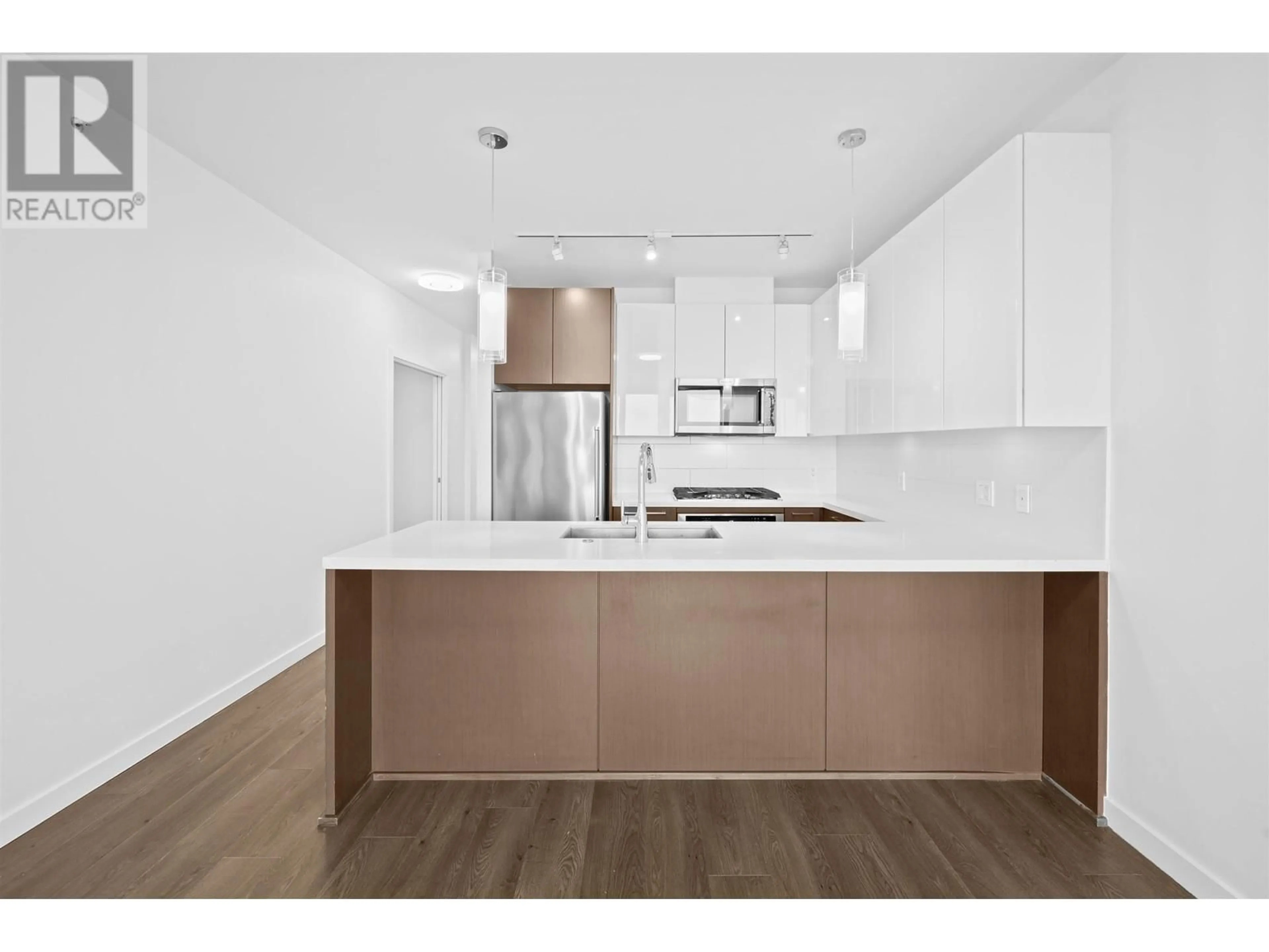Open concept kitchen, unknown for 903 - 271 FRANCIS WAY, New Westminster British Columbia V3L0H2
