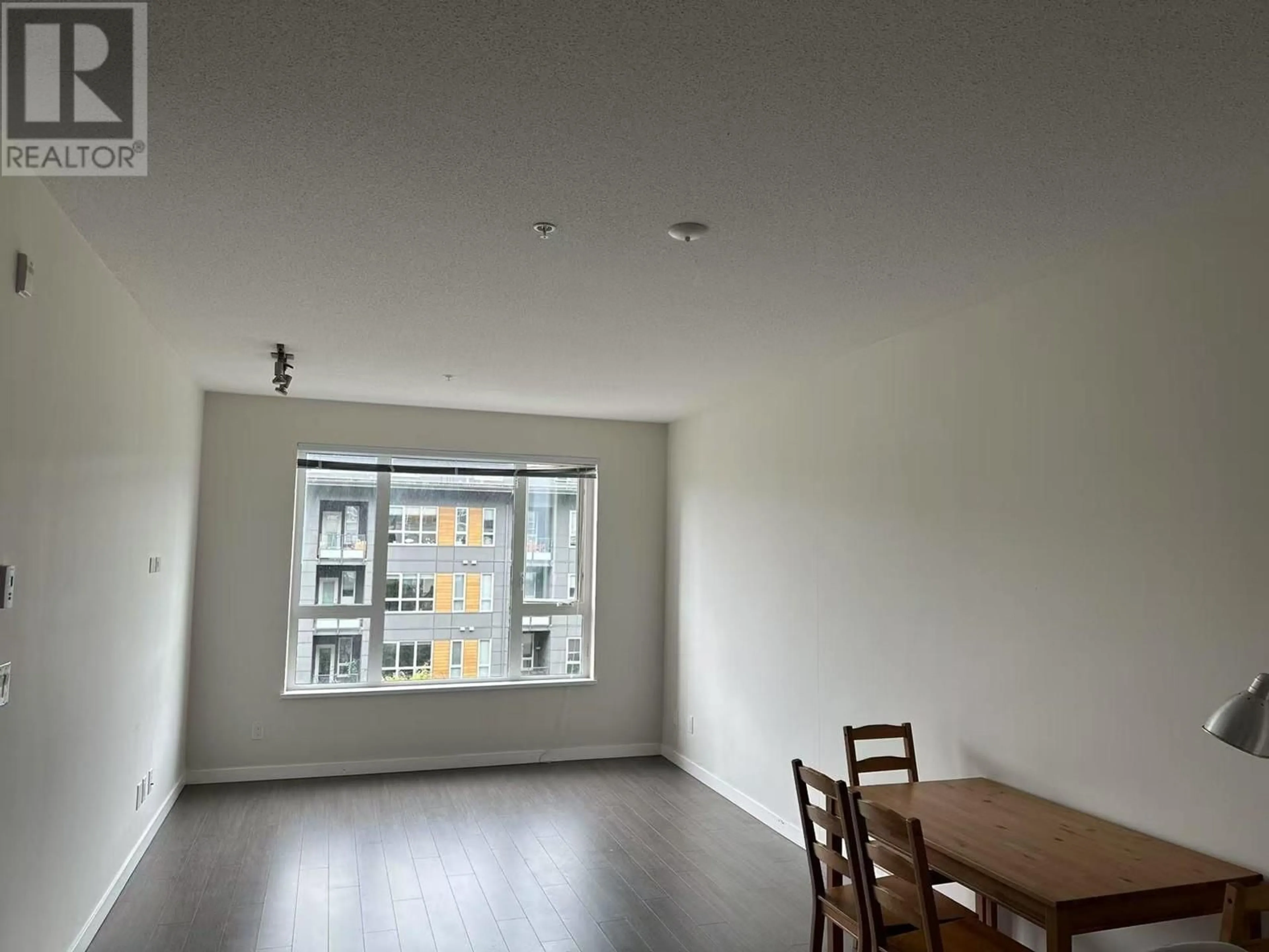 A pic of a room for 206 - 9168 SLOPES MEWS, Burnaby British Columbia V5A0E4