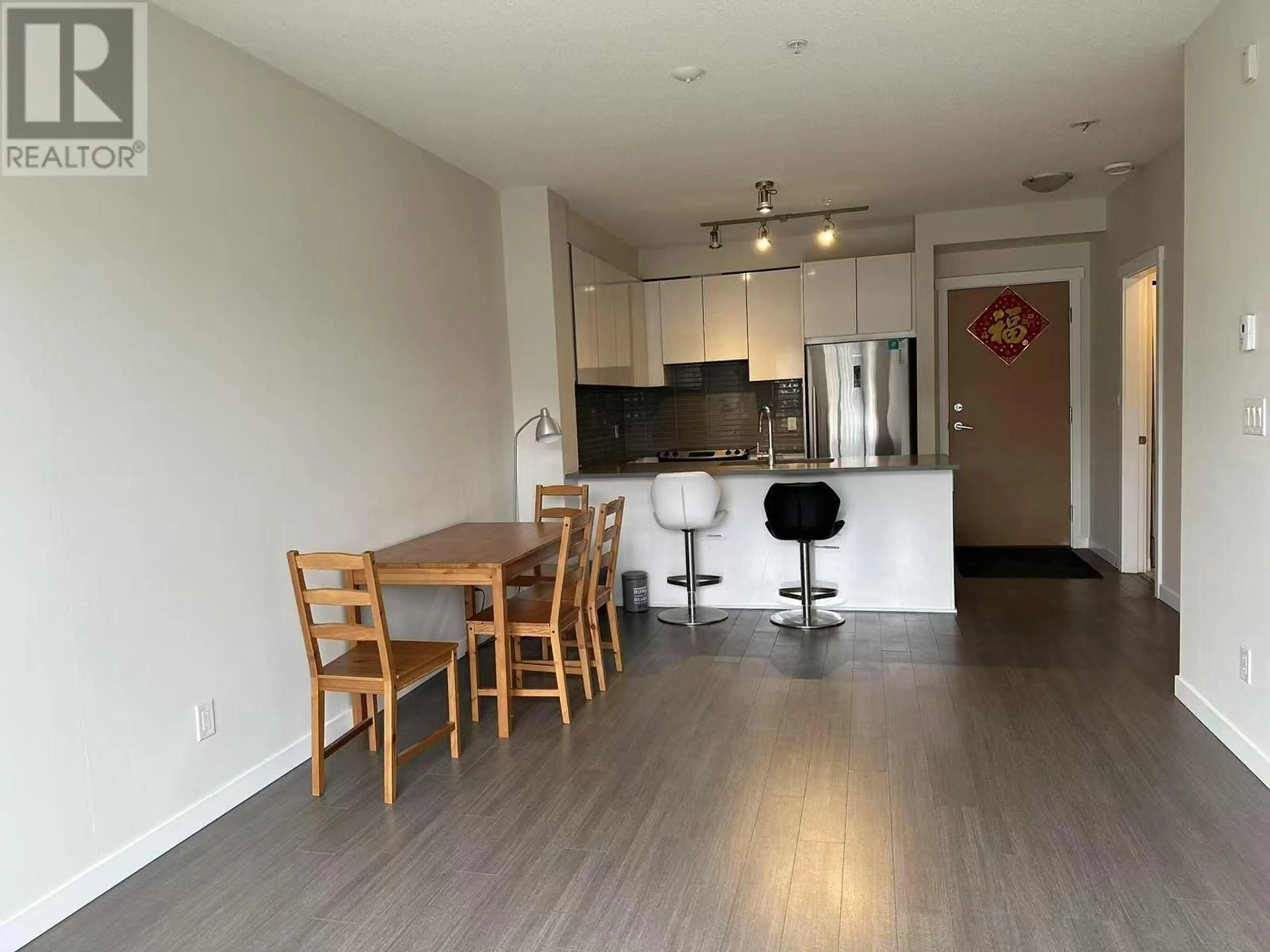 A pic of a room for 206 - 9168 SLOPES MEWS, Burnaby British Columbia V5A0E4
