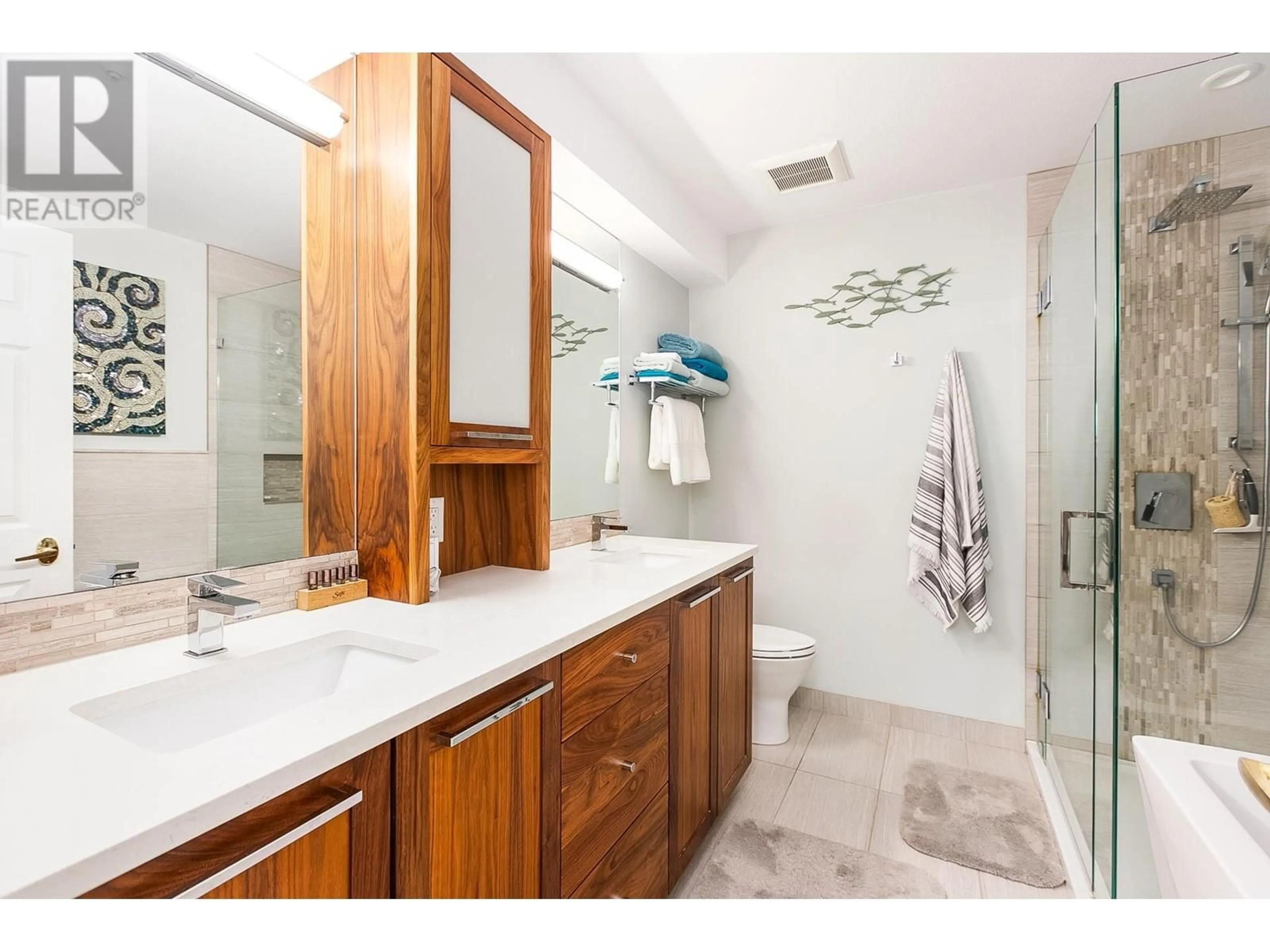 Contemporary bathroom, ceramic/tile floor for TH D - 1133 29TH STREET, North Vancouver British Columbia V7K1C3