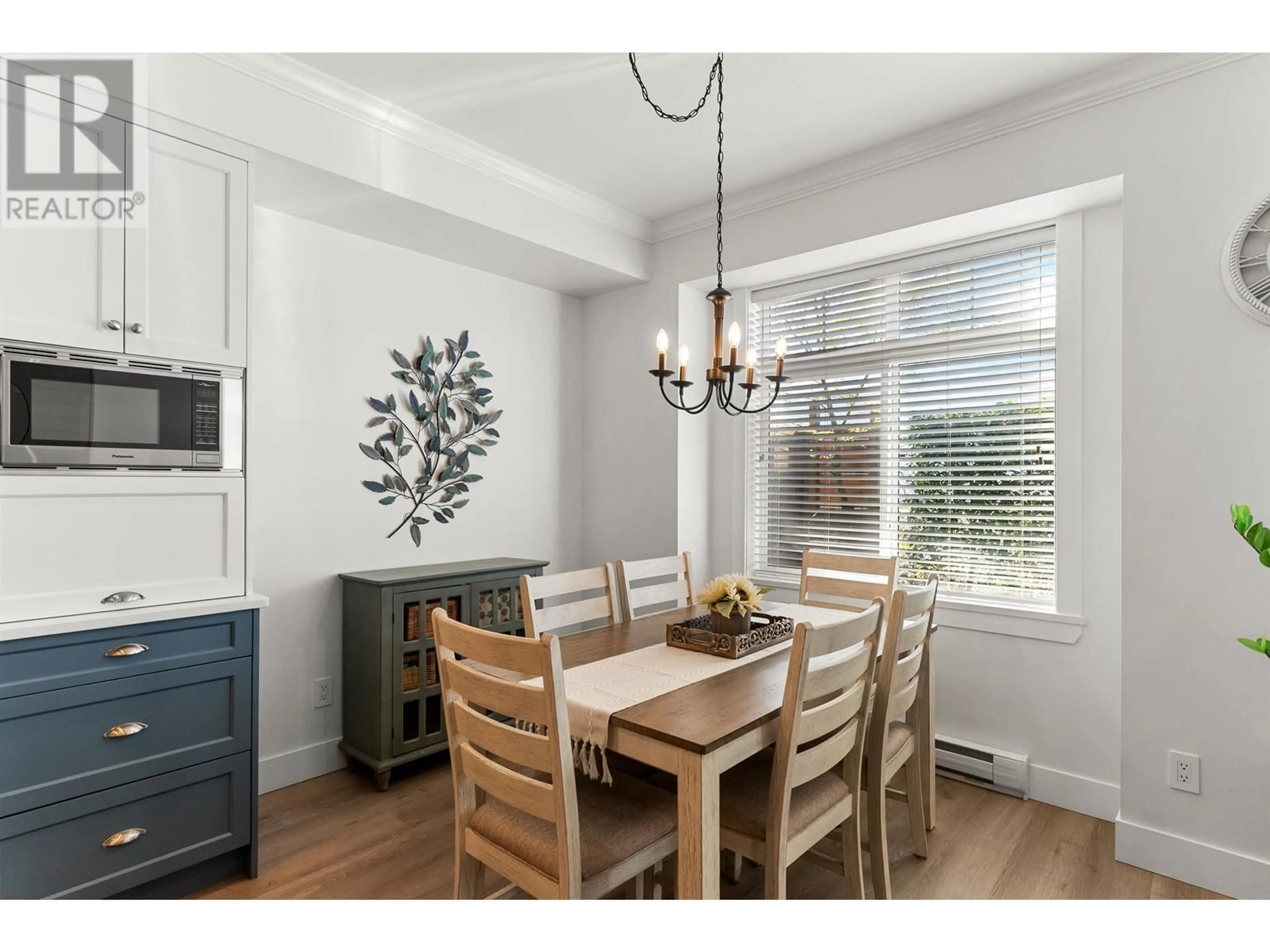 Dining room, wood/laminate floor for 4 - 4910 CENTRAL AVENUE, Ladner British Columbia V4K2G6