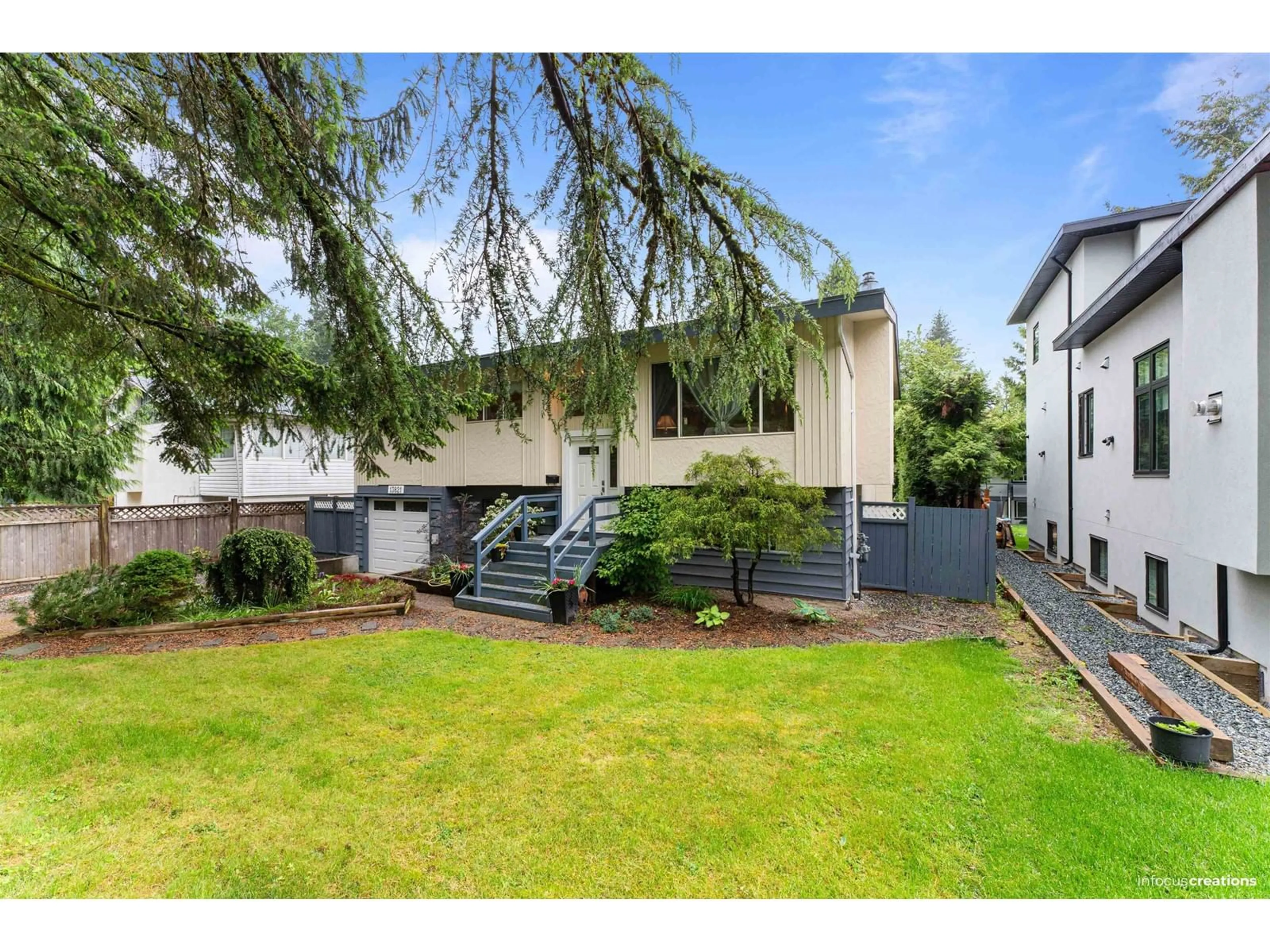 A pic from outside/outdoor area/front of a property/back of a property/a pic from drone, street for 13821 77A, Surrey British Columbia V3W5Z3