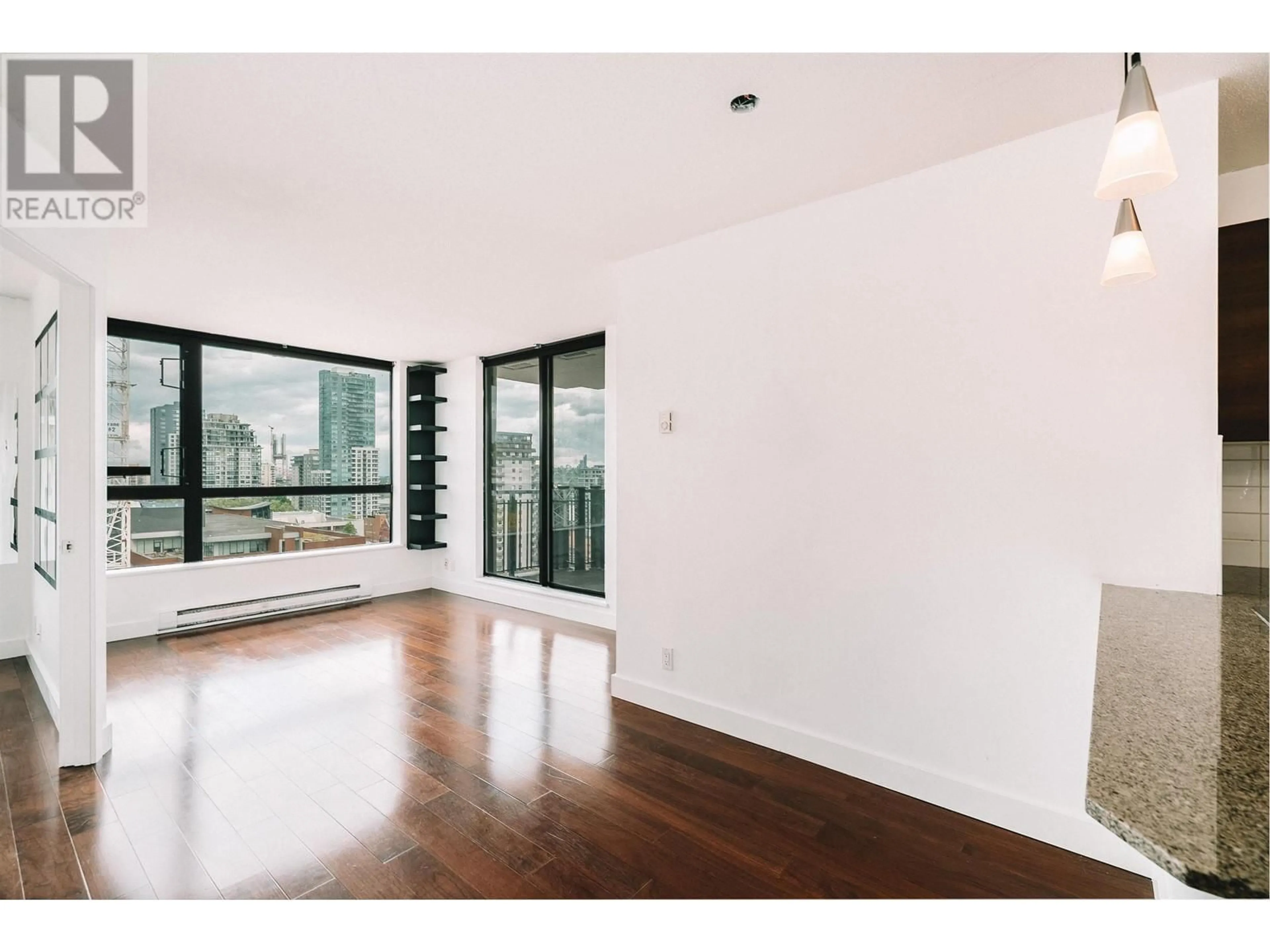 A pic of a room for 1405 - 813 AGNES STREET, New Westminster British Columbia V3M0A9