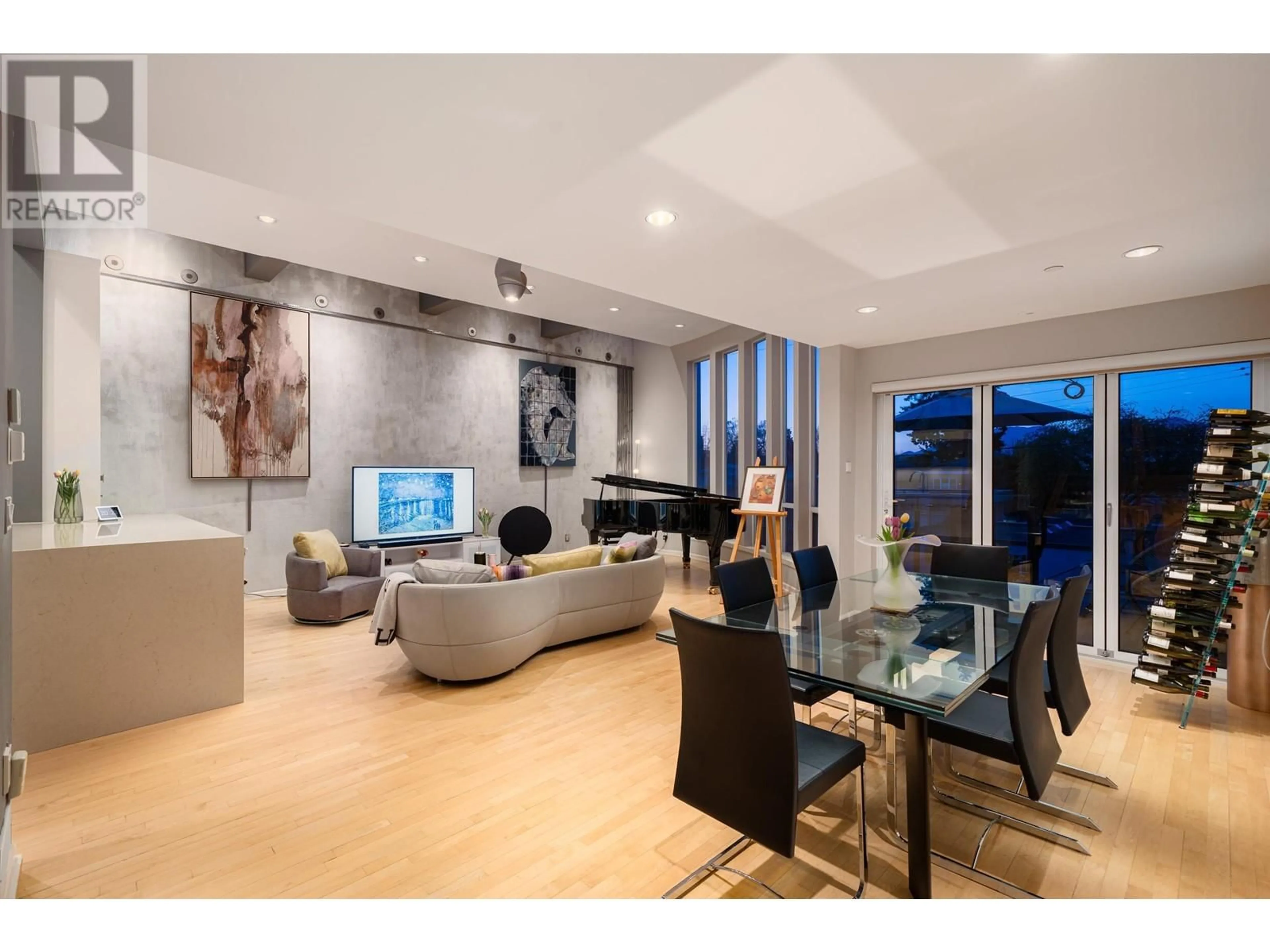 Living room with furniture, unknown for 3113 27TH AVENUE, Vancouver British Columbia V6L1W6