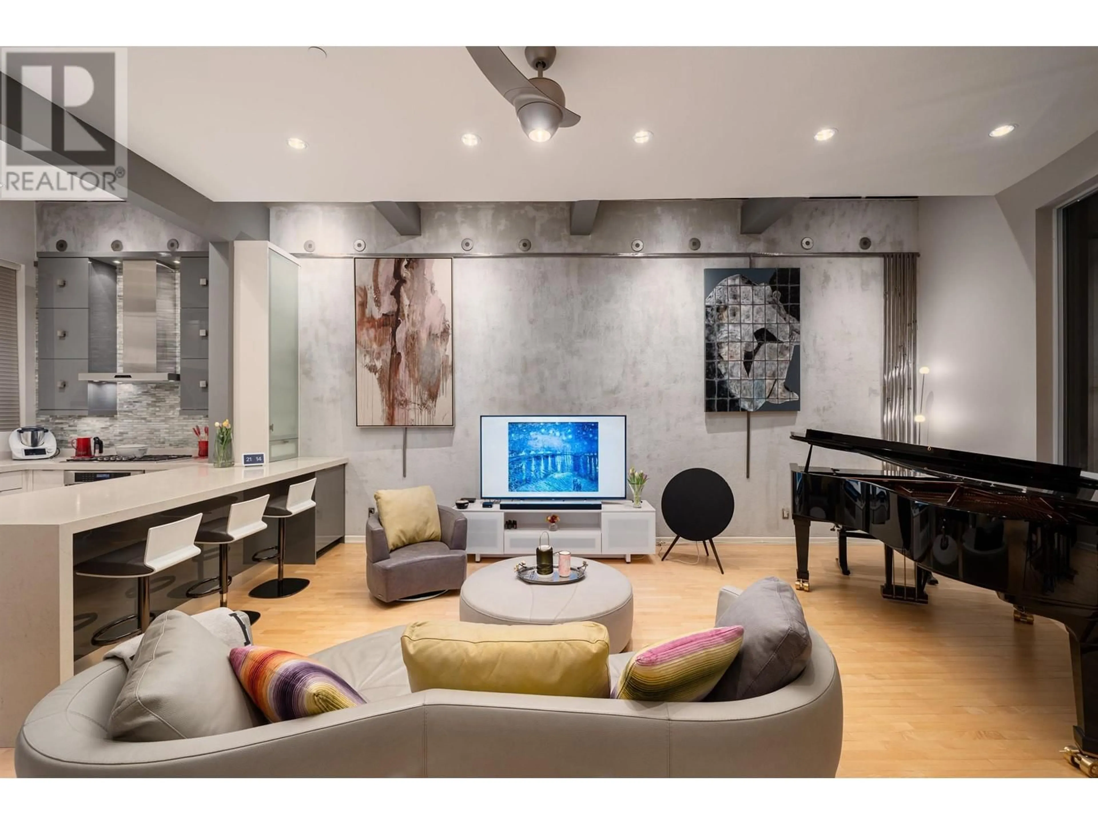Home theater for 3113 27TH AVENUE, Vancouver British Columbia V6L1W6