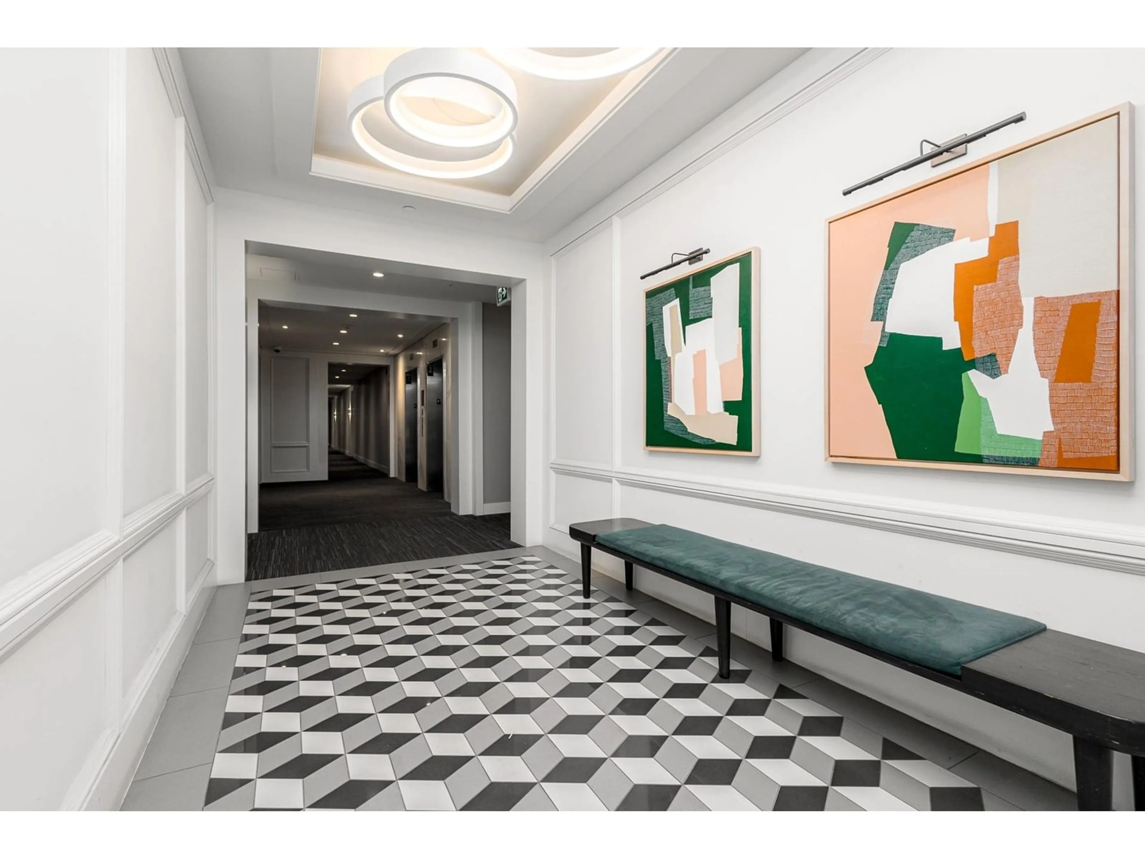 Indoor foyer for 413 - 10168 149, Surrey British Columbia V3R0E9