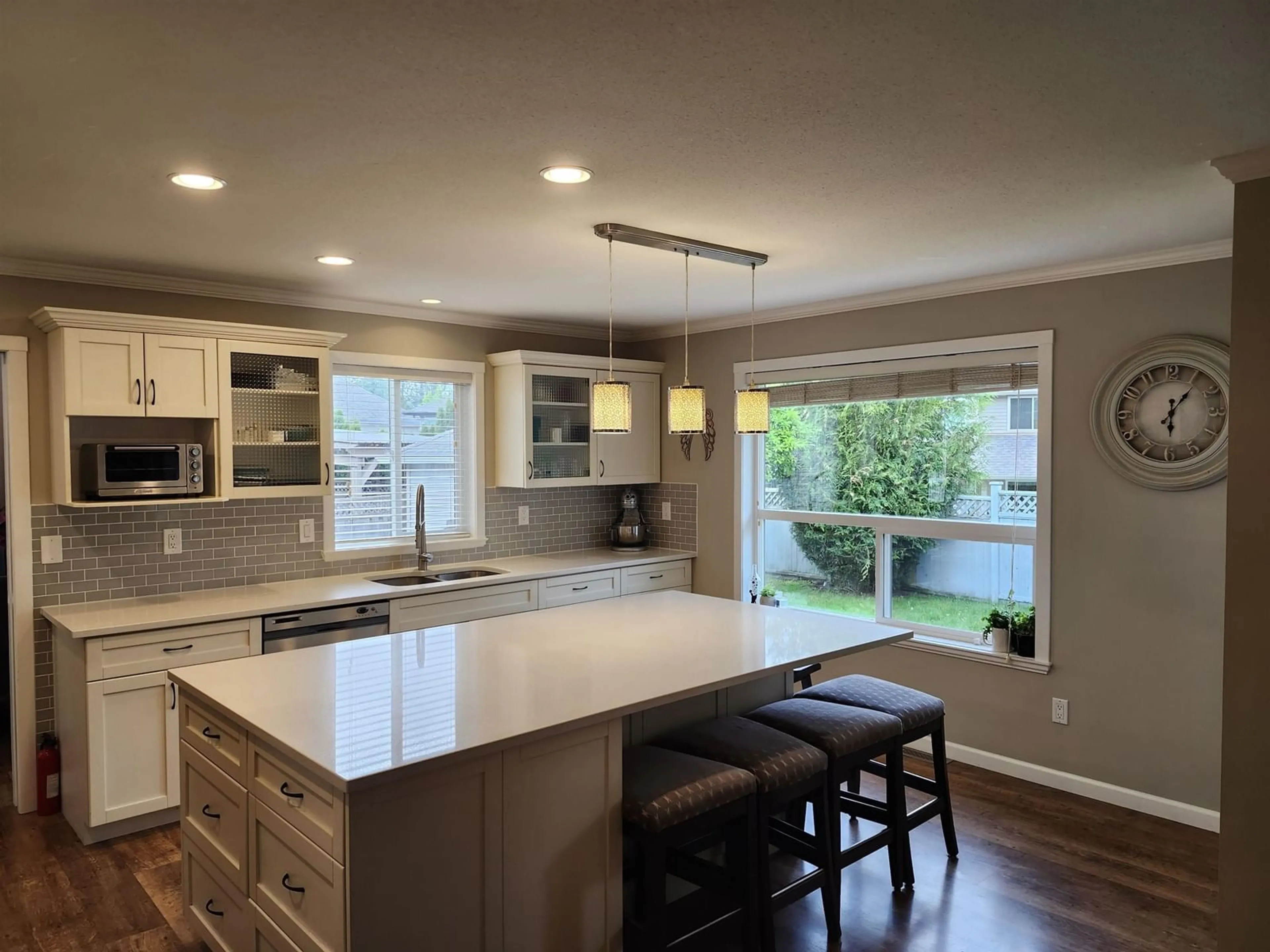 Open concept kitchen, unknown for 27977 BUFFER, Abbotsford British Columbia V4X2S5