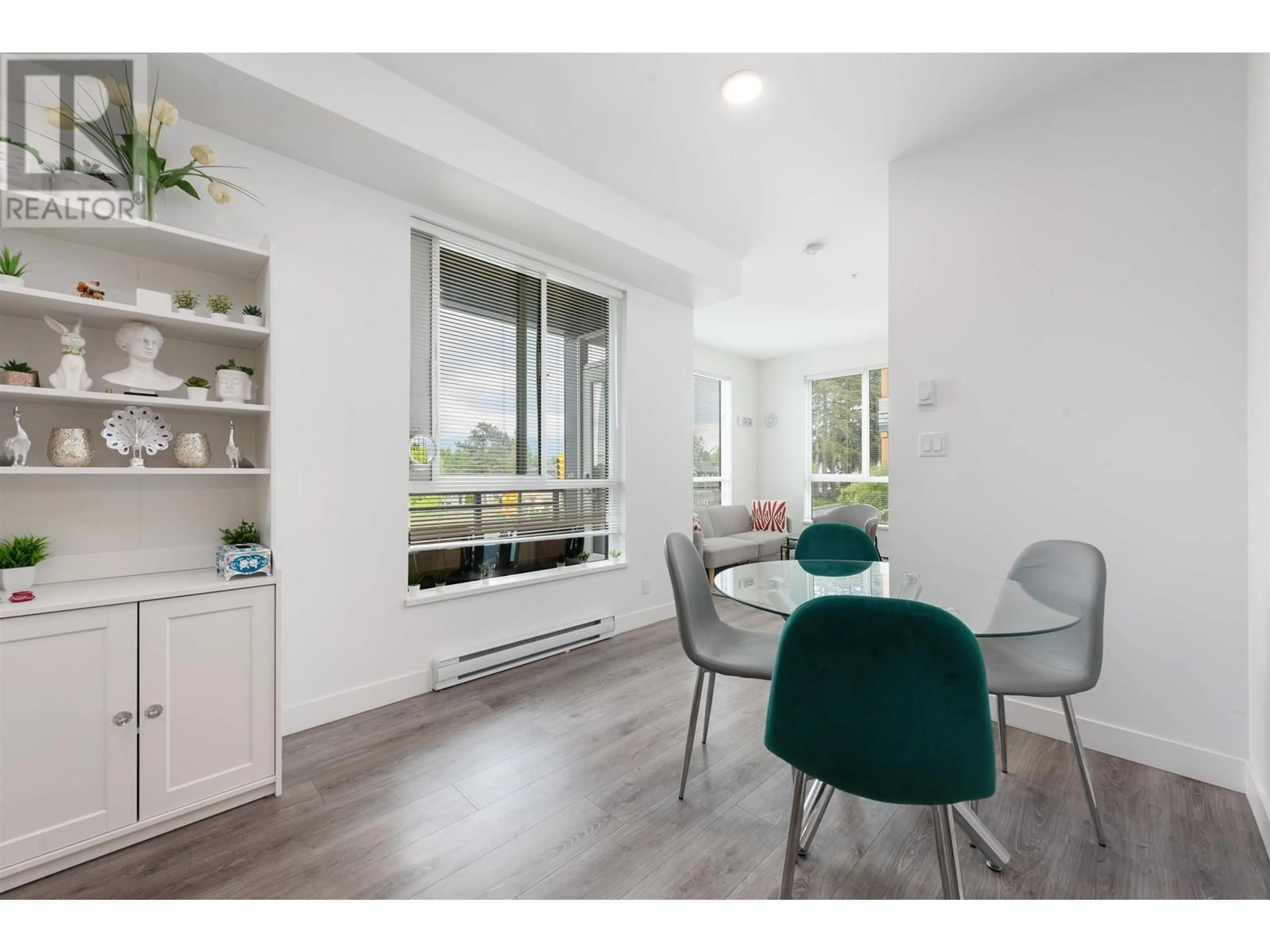 A pic of a room for 313 - 700 CLARKE ROAD, Coquitlam British Columbia V3J0K5