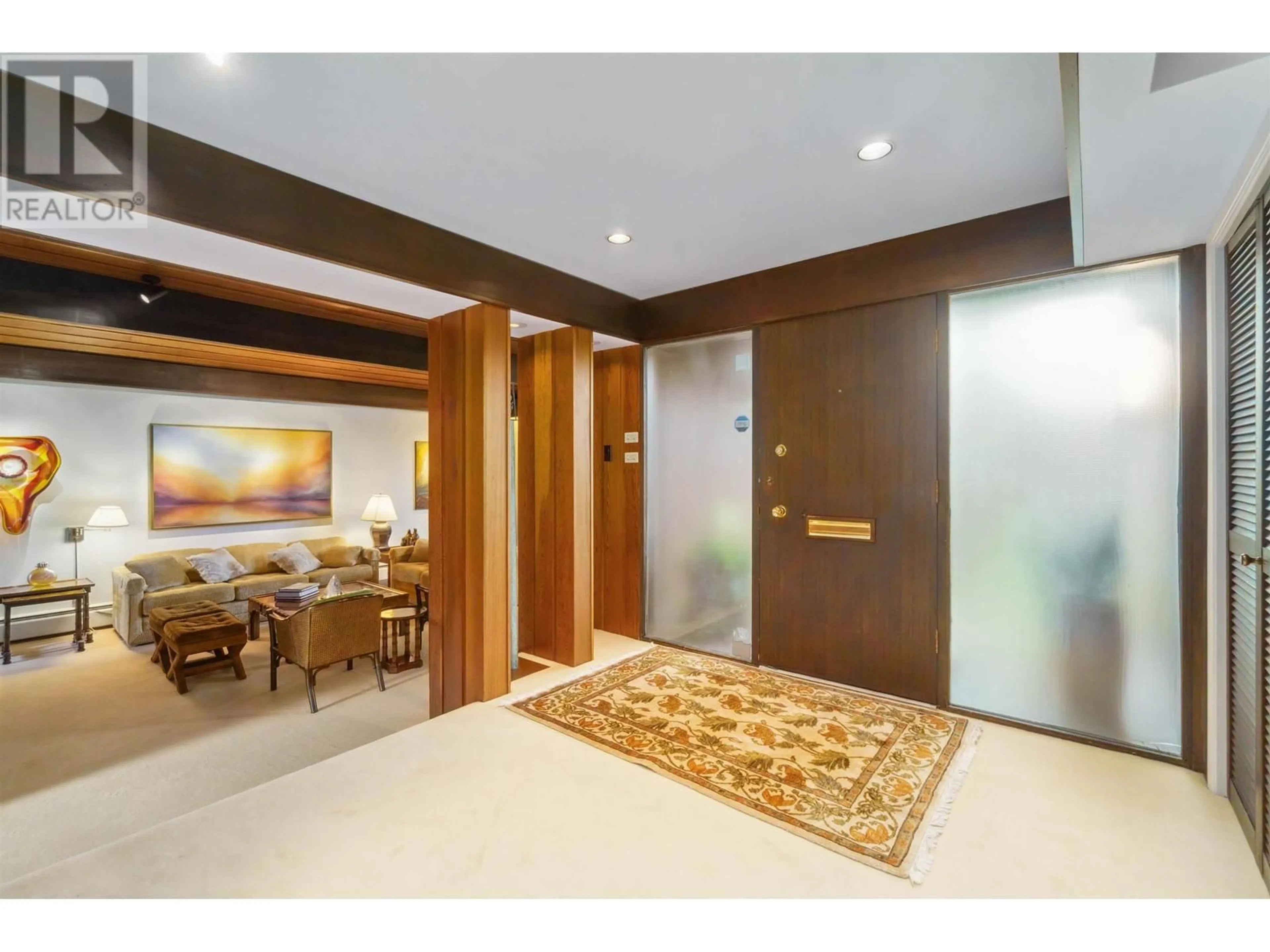 Indoor foyer for 826 47TH AVENUE, Vancouver British Columbia V5Z2R8