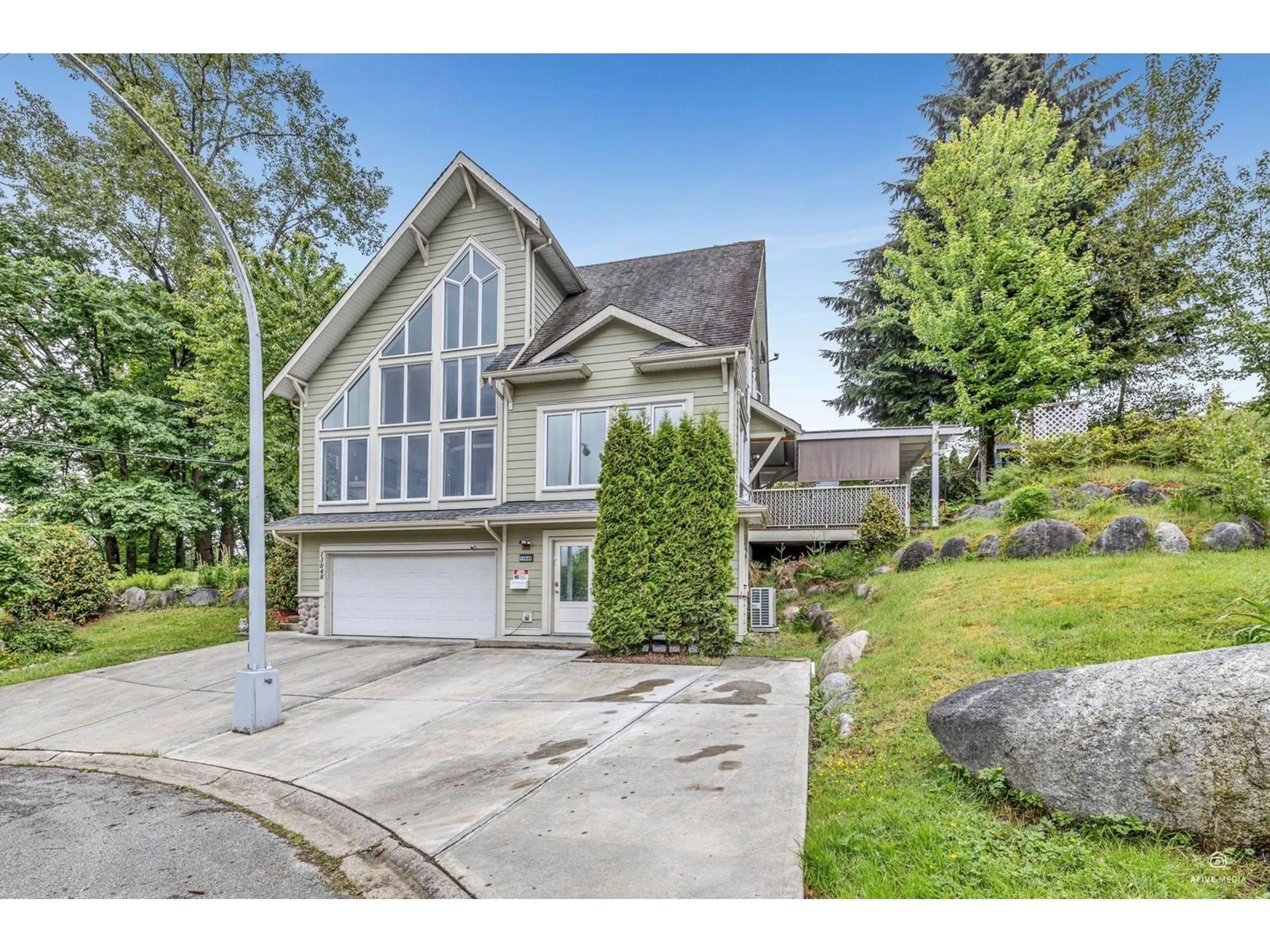 Home with vinyl exterior material, unknown for 13848 116, Surrey British Columbia V3R2T2