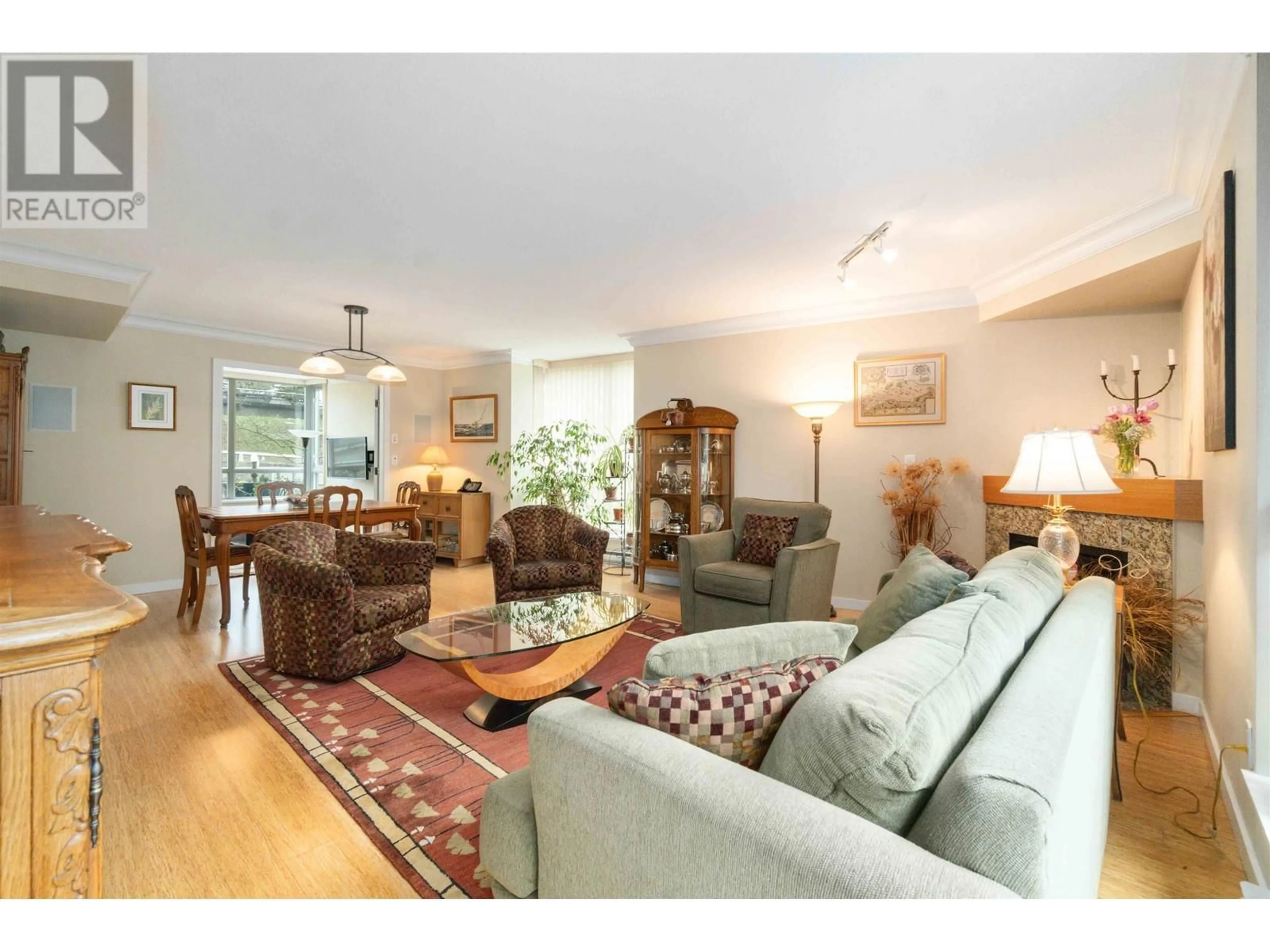 Living room with furniture, unknown for 168 PRIOR STREET, Vancouver British Columbia V6A0A6