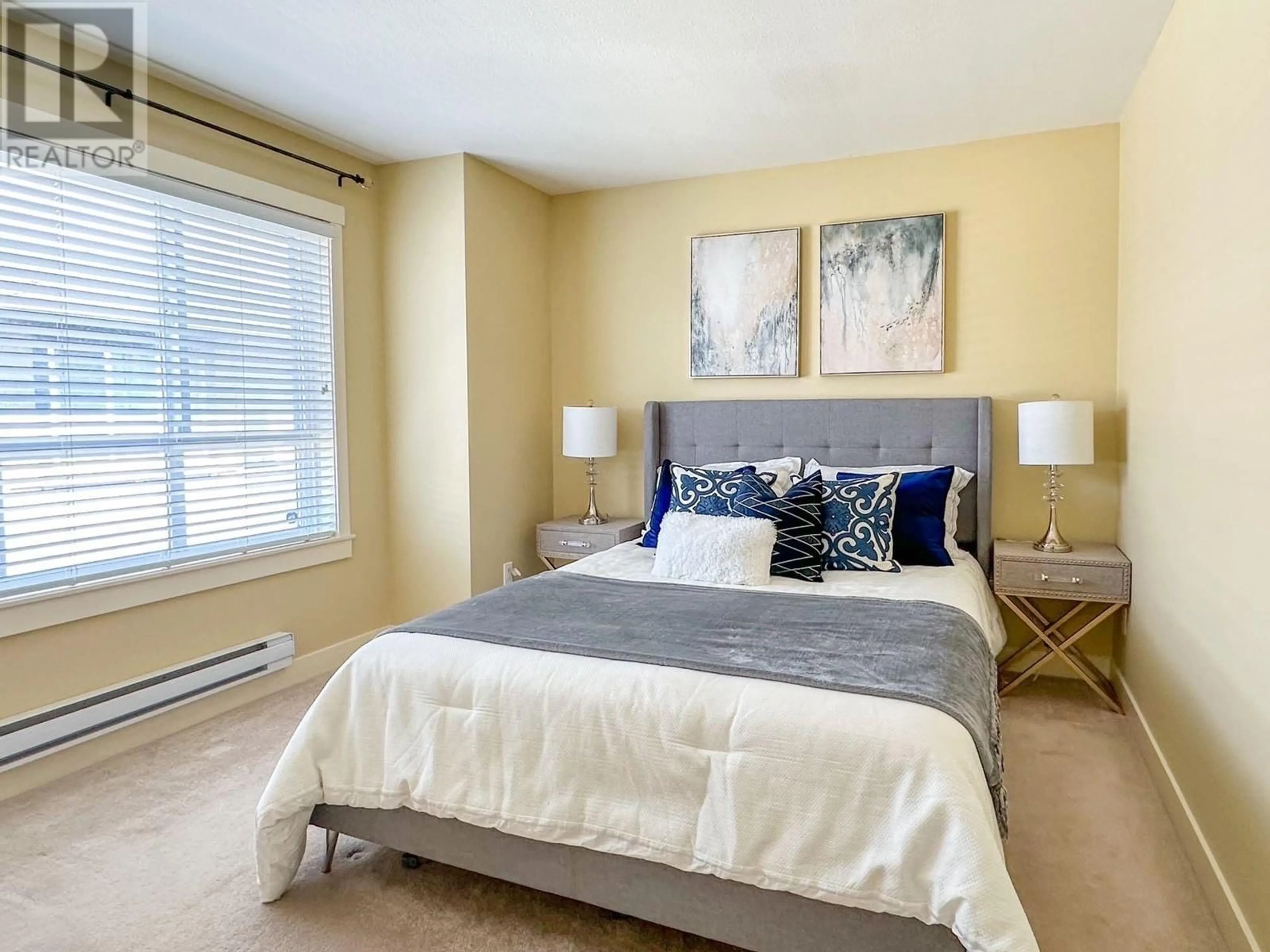Bedroom with bed, unknown for 18 - 7373 TURNILL STREET, Richmond British Columbia V6Y4L7