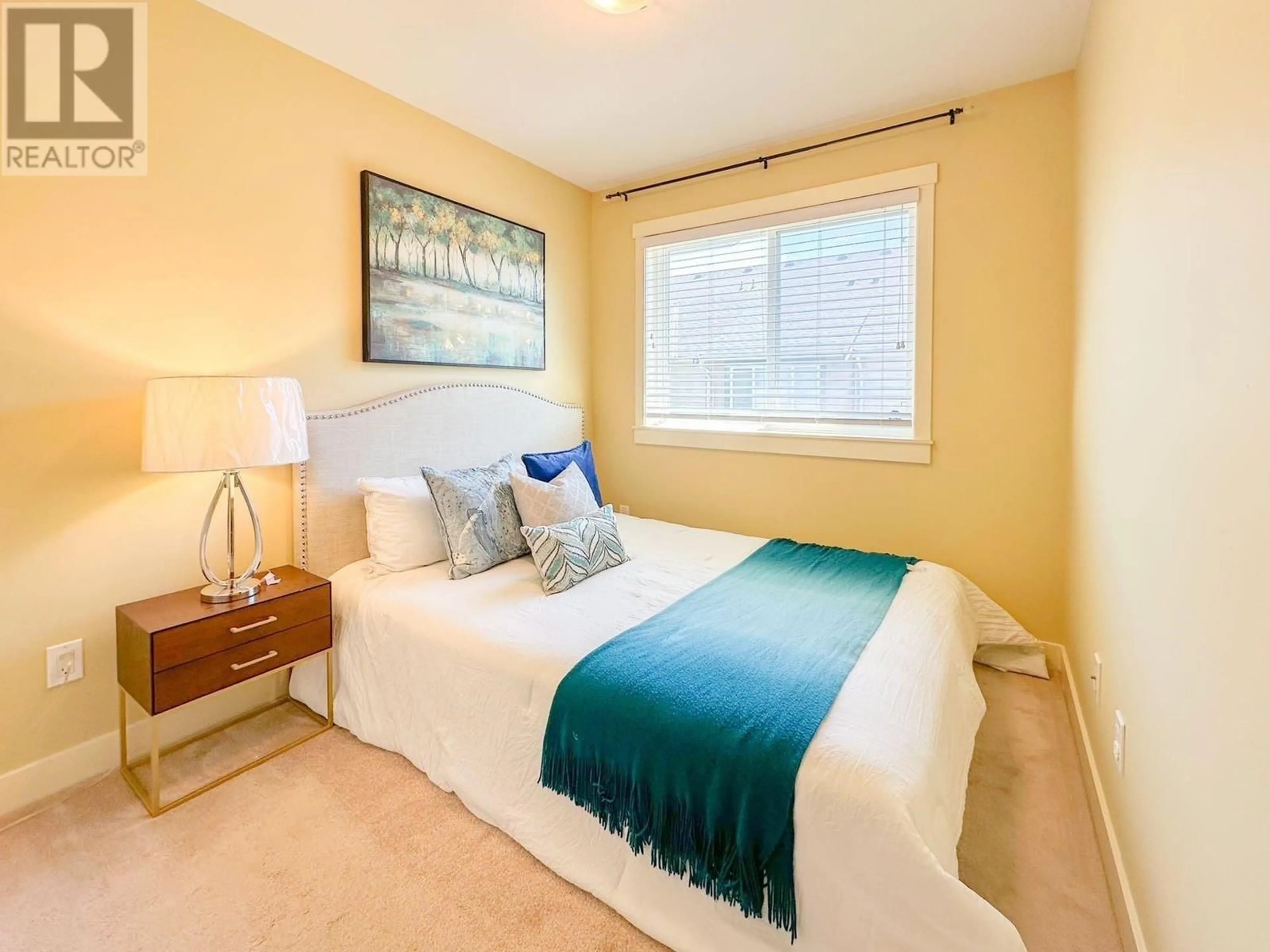 Bedroom with bed, unknown for 18 - 7373 TURNILL STREET, Richmond British Columbia V6Y4L7