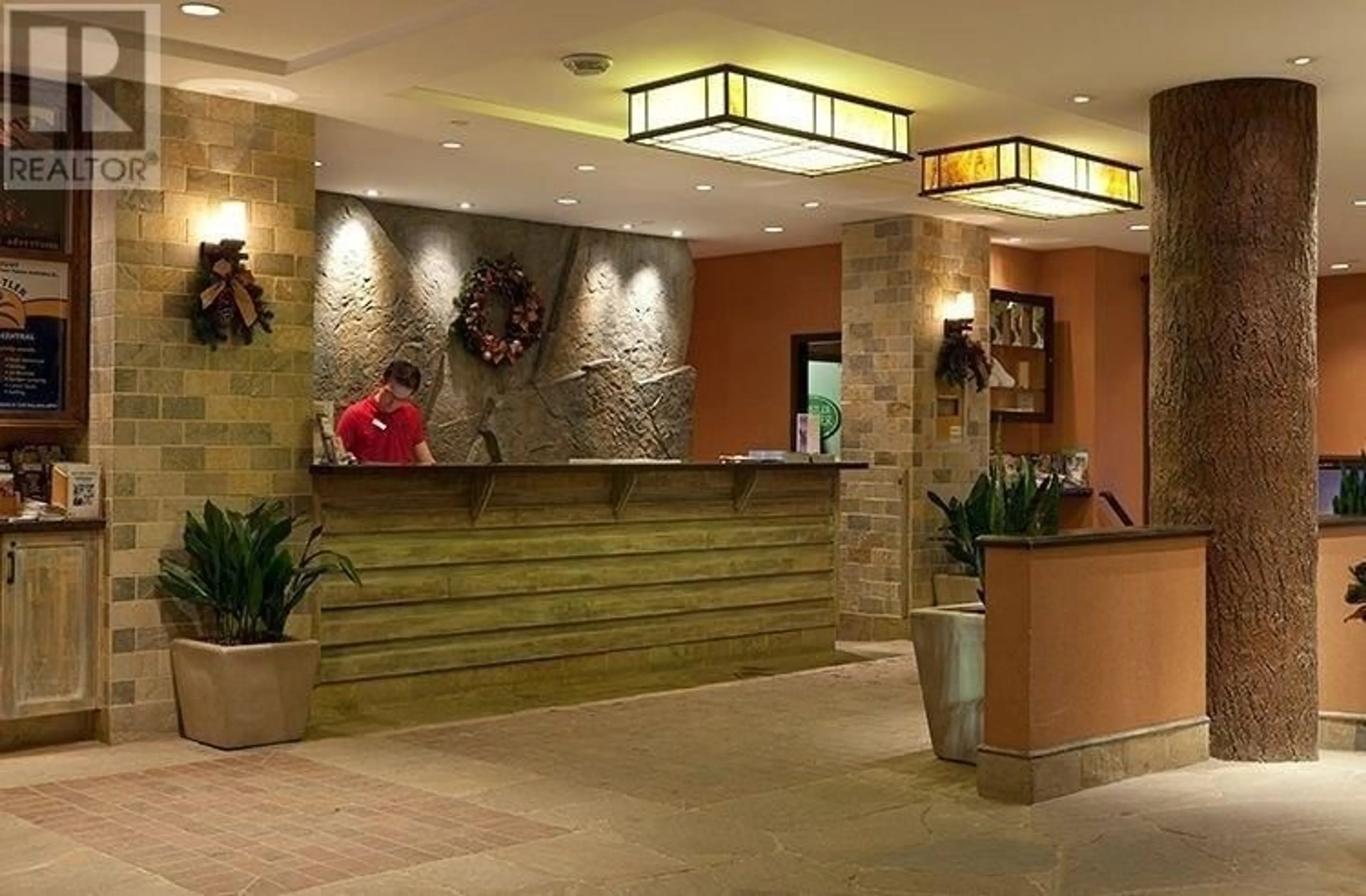 Lobby for 142 - 4220 GATEWAY DRIVE, Whistler British Columbia V8E0Z7