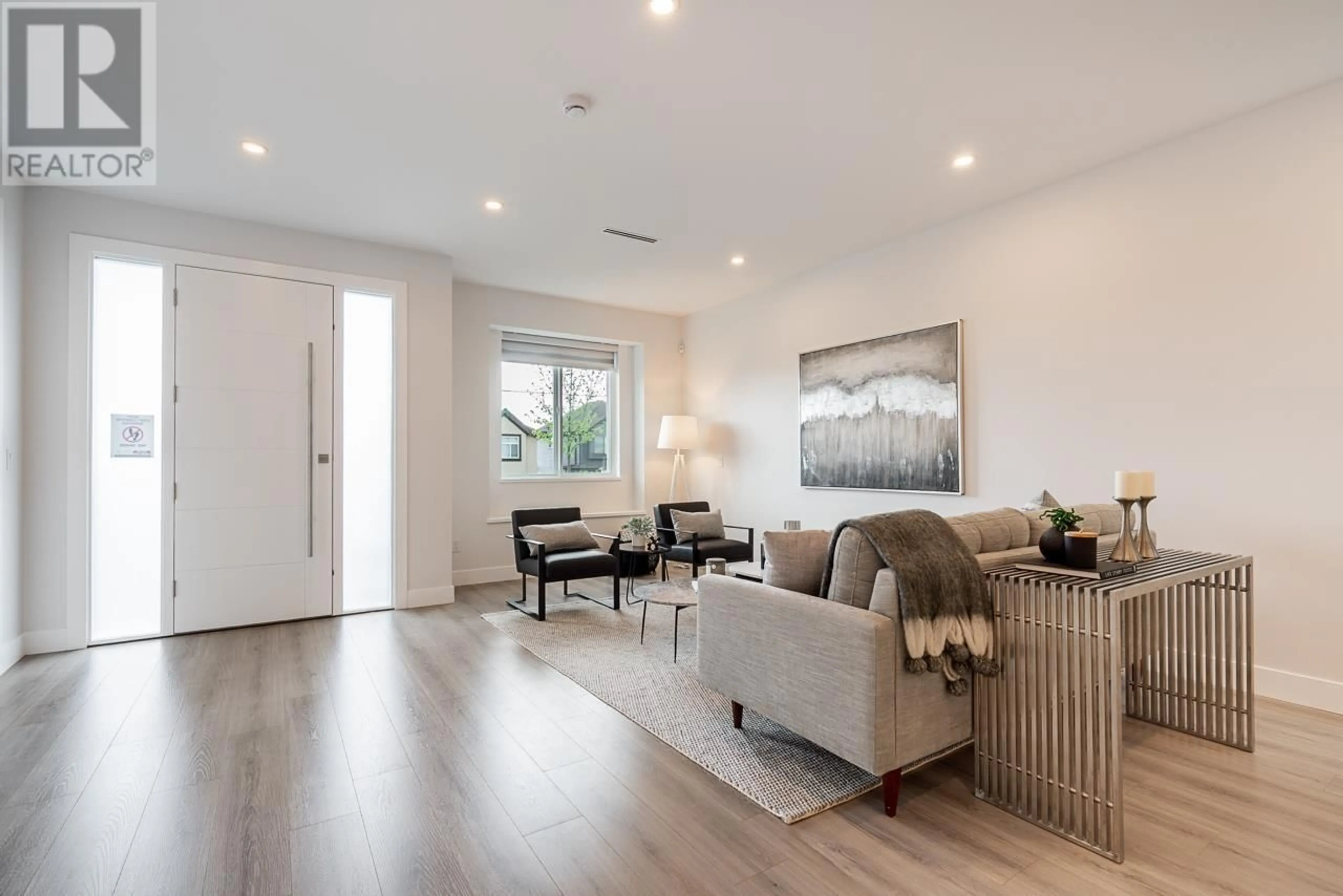 Living room with furniture, wood/laminate floor for 947 WALLS AVENUE, Coquitlam British Columbia V3K2T2