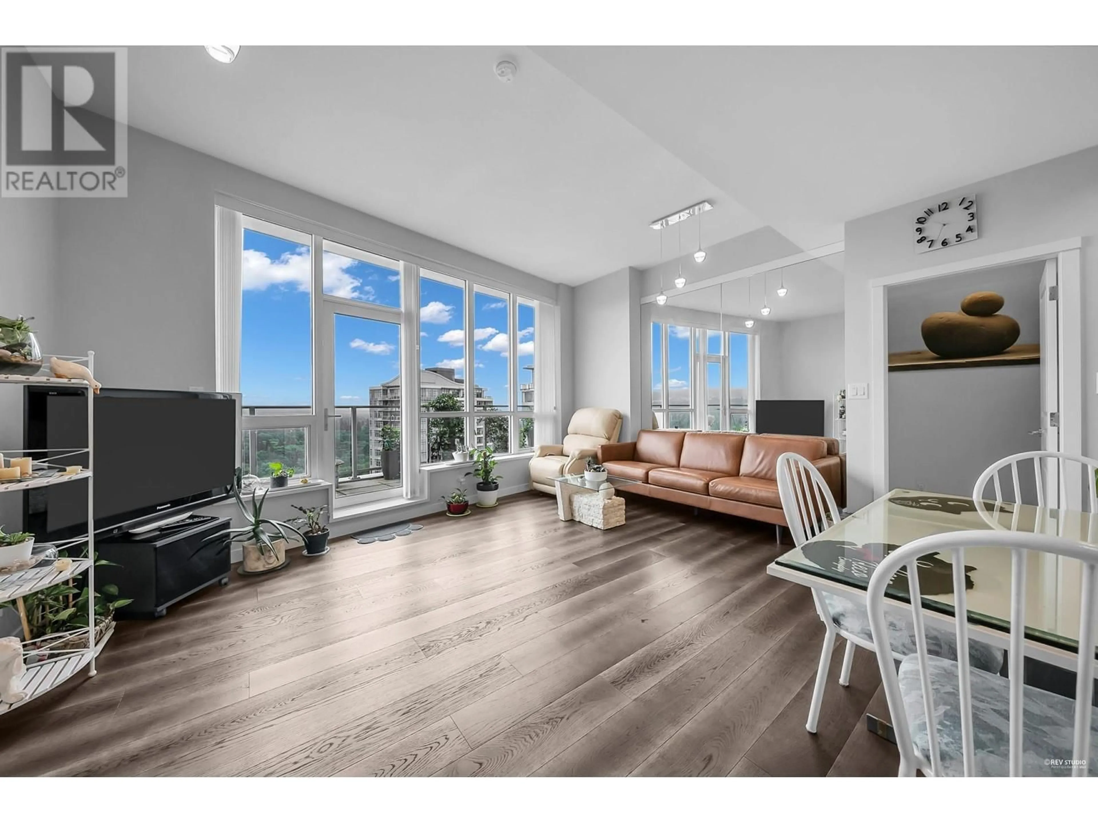 Living room with furniture, wood/laminate floor for 2902 - 3093 WINDSOR GATE, Coquitlam British Columbia V3B0N2