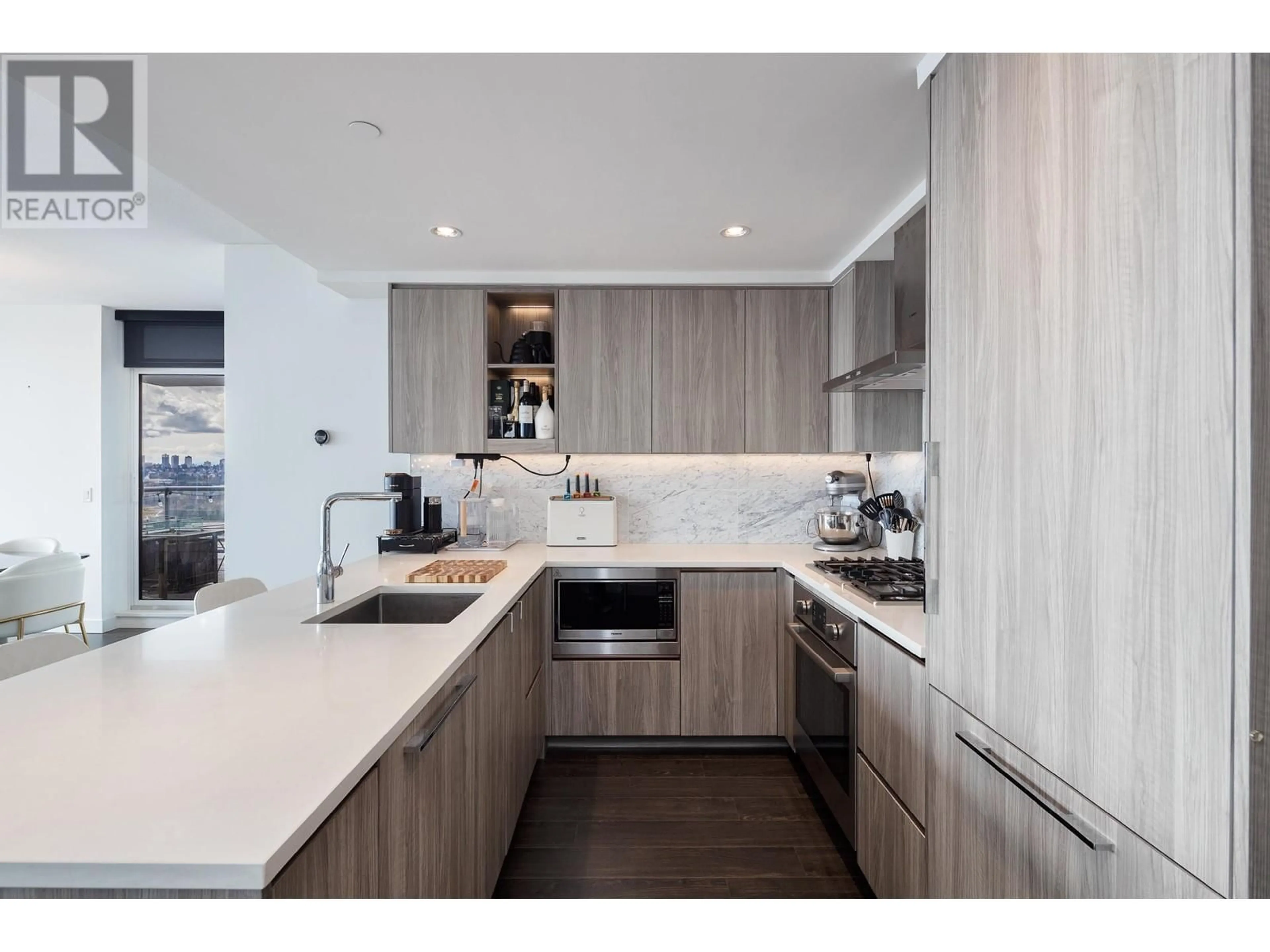 Contemporary kitchen, wood/laminate floor for 3508 - 4720 LOUGHEED HIGHWAY, Burnaby British Columbia V5C0M8