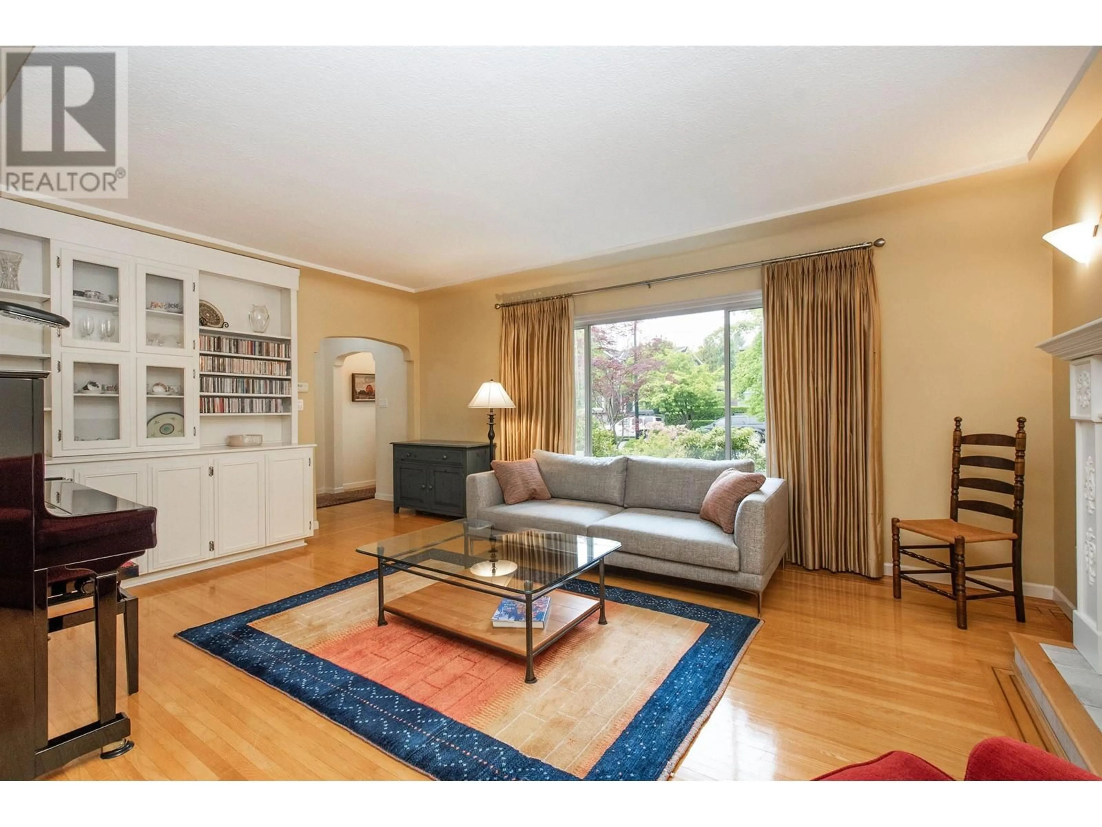 Living room with furniture, unknown for 2104 57TH AVENUE, Vancouver British Columbia V6P1V4