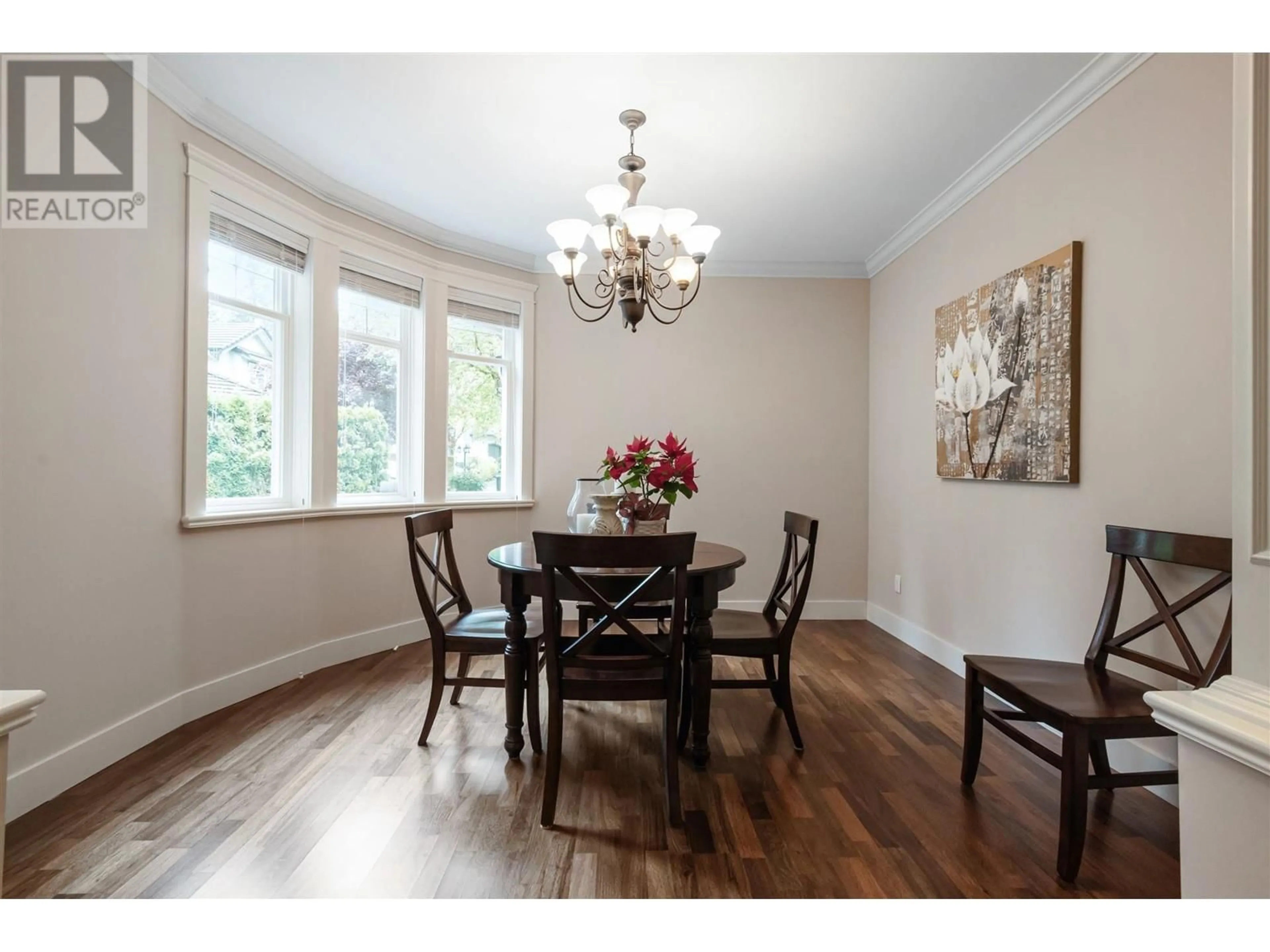 Dining room, wood/laminate floor for 62 EAGLE PASS, Port Moody British Columbia V3H5E7