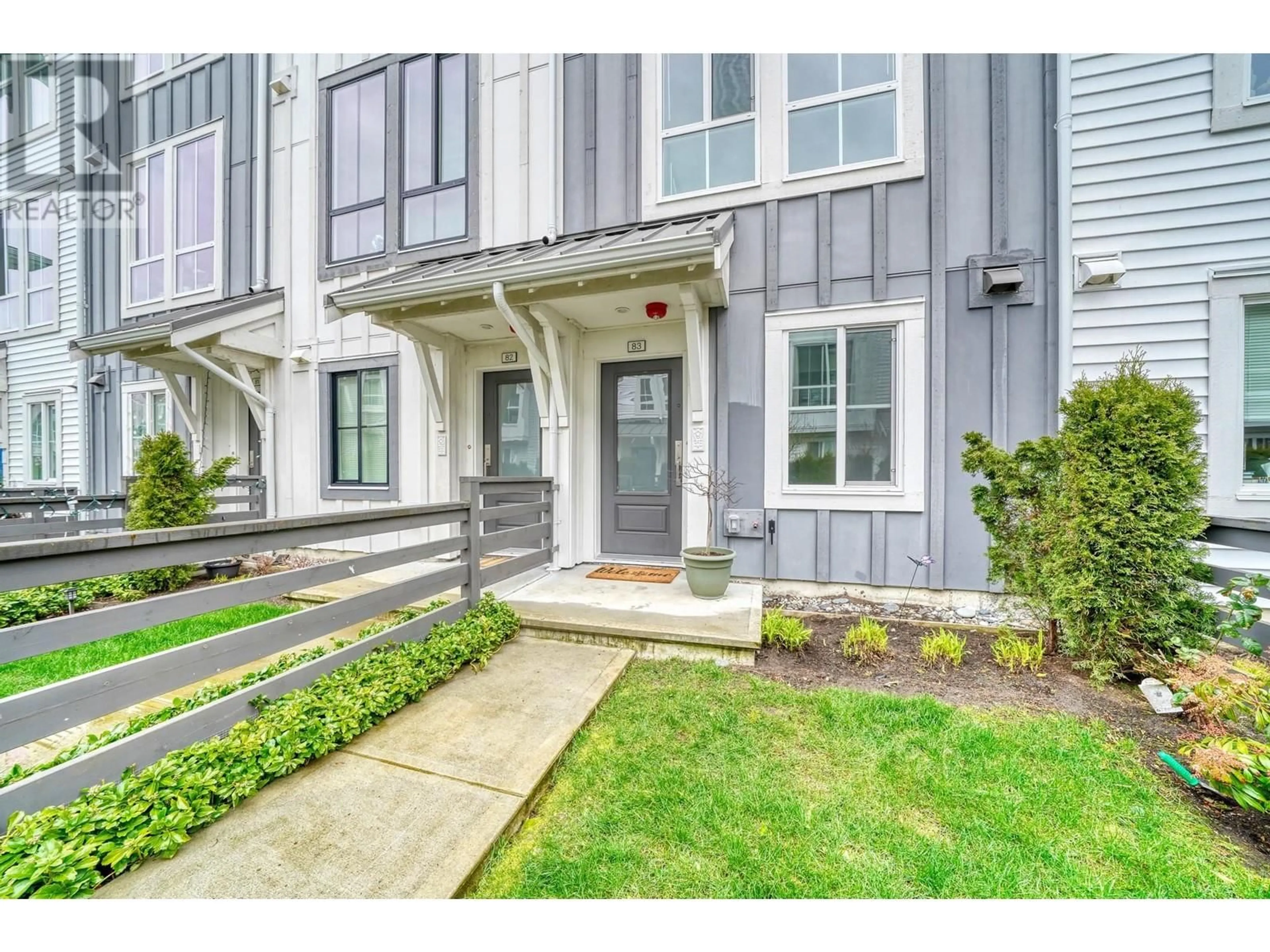 Indoor entryway for 83 - 4638 ORCA WAY, Tsawwassen British Columbia V4M0C2
